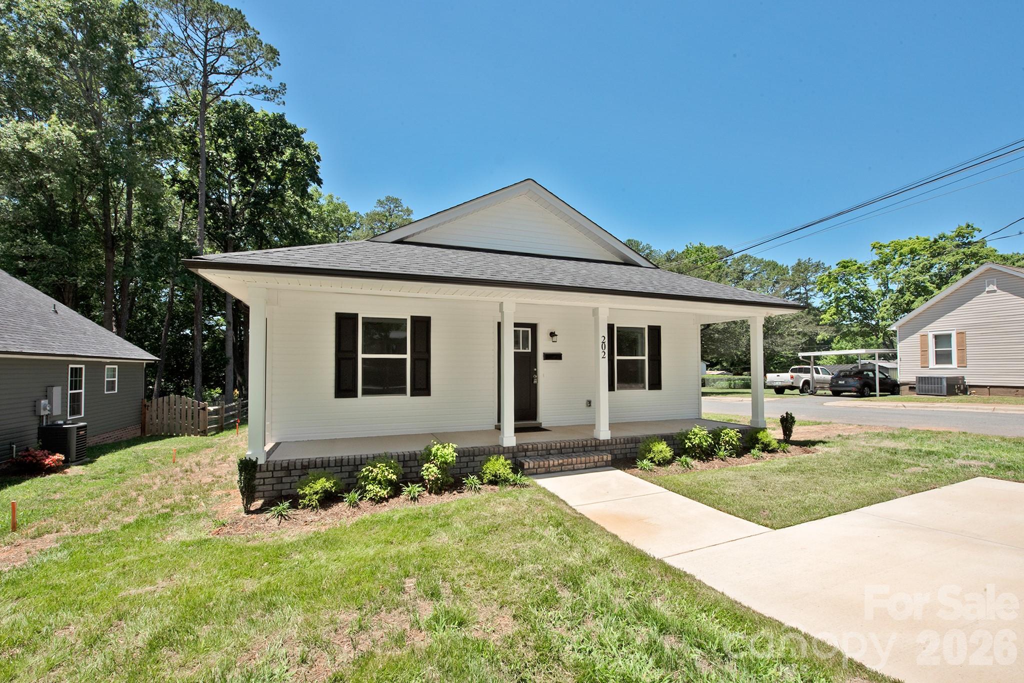 202 Old Rockwell Road Property Photo 4