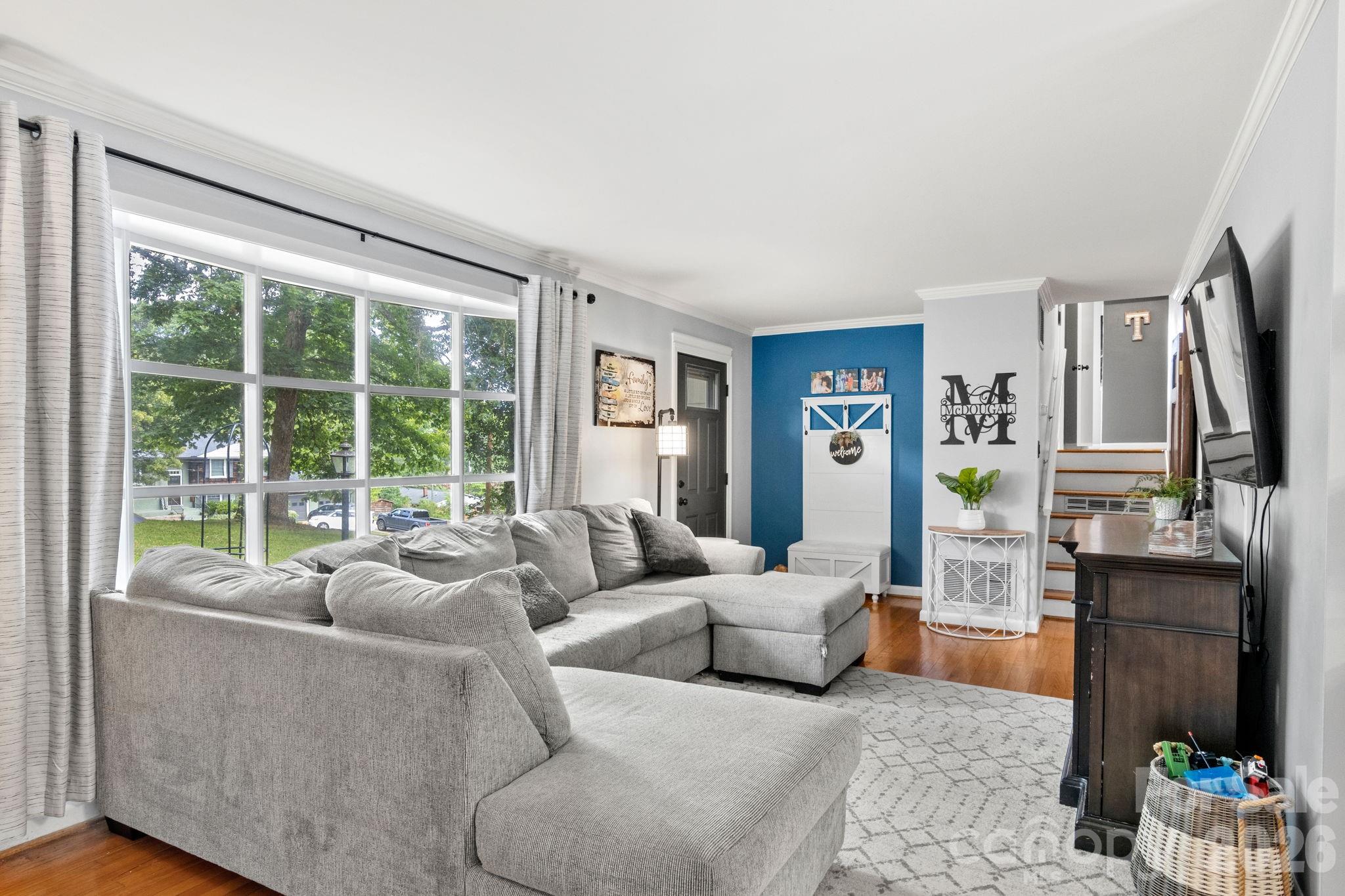 912 Parkwood Road Property Photo 14