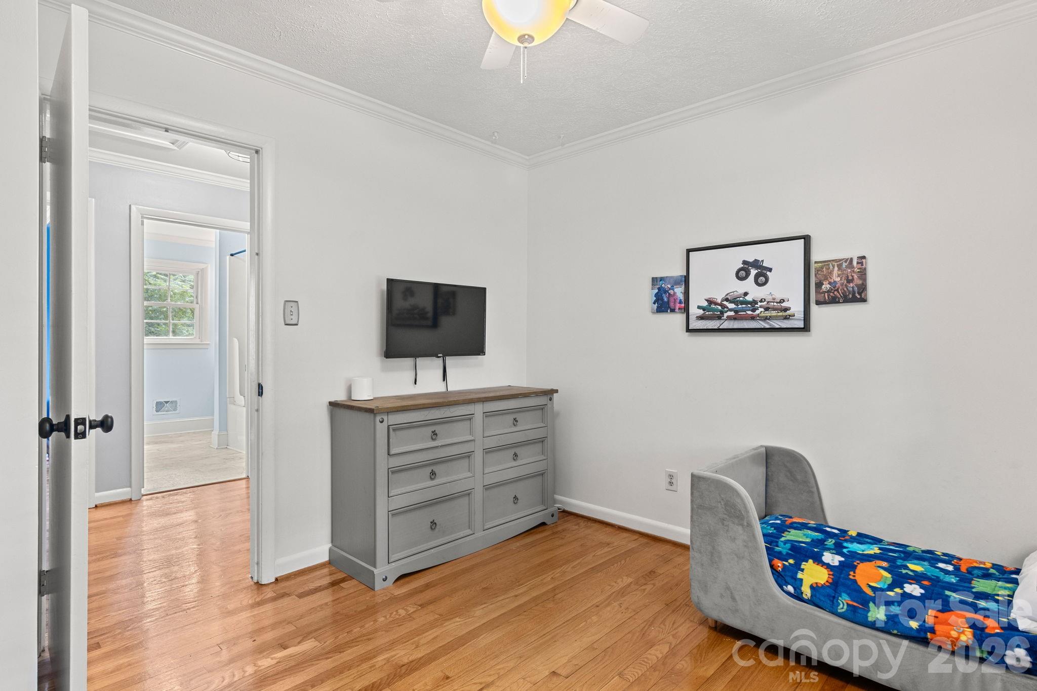 912 Parkwood Road Property Photo 38