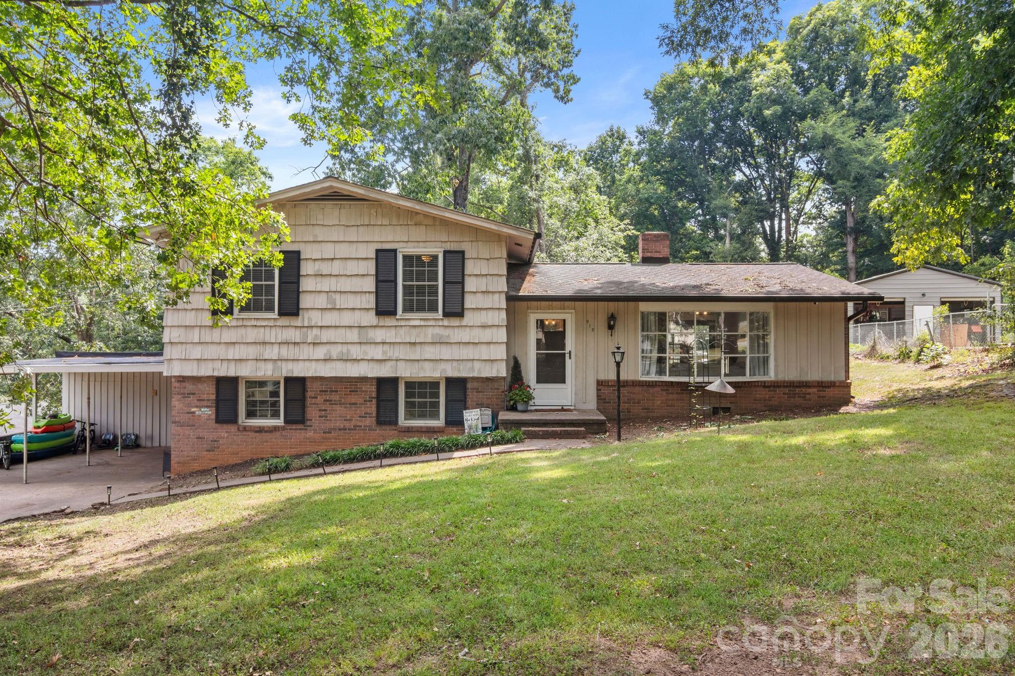 912 Parkwood Road Property Photo 46