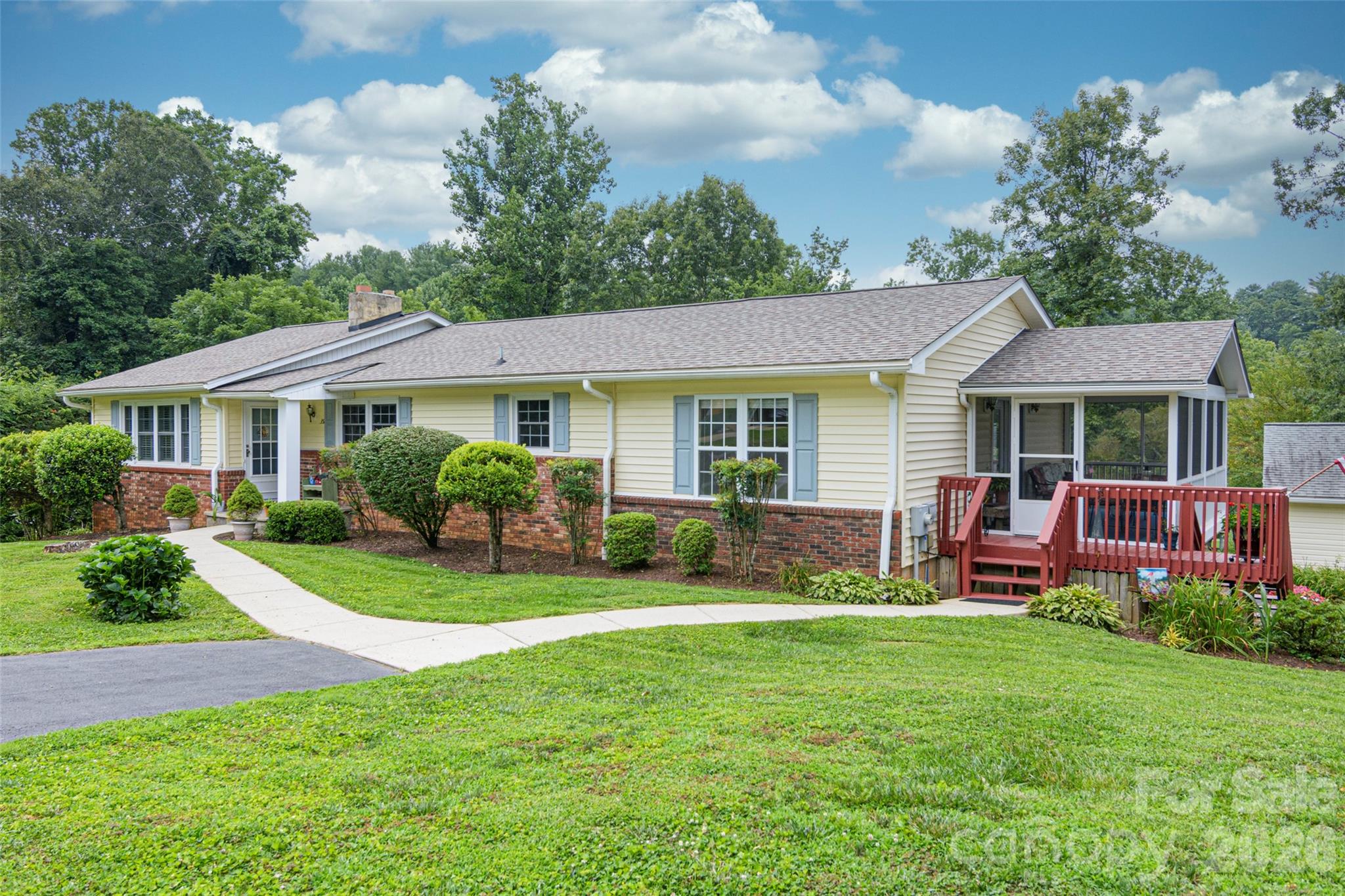 352 Cedar Lane Property Photo 2