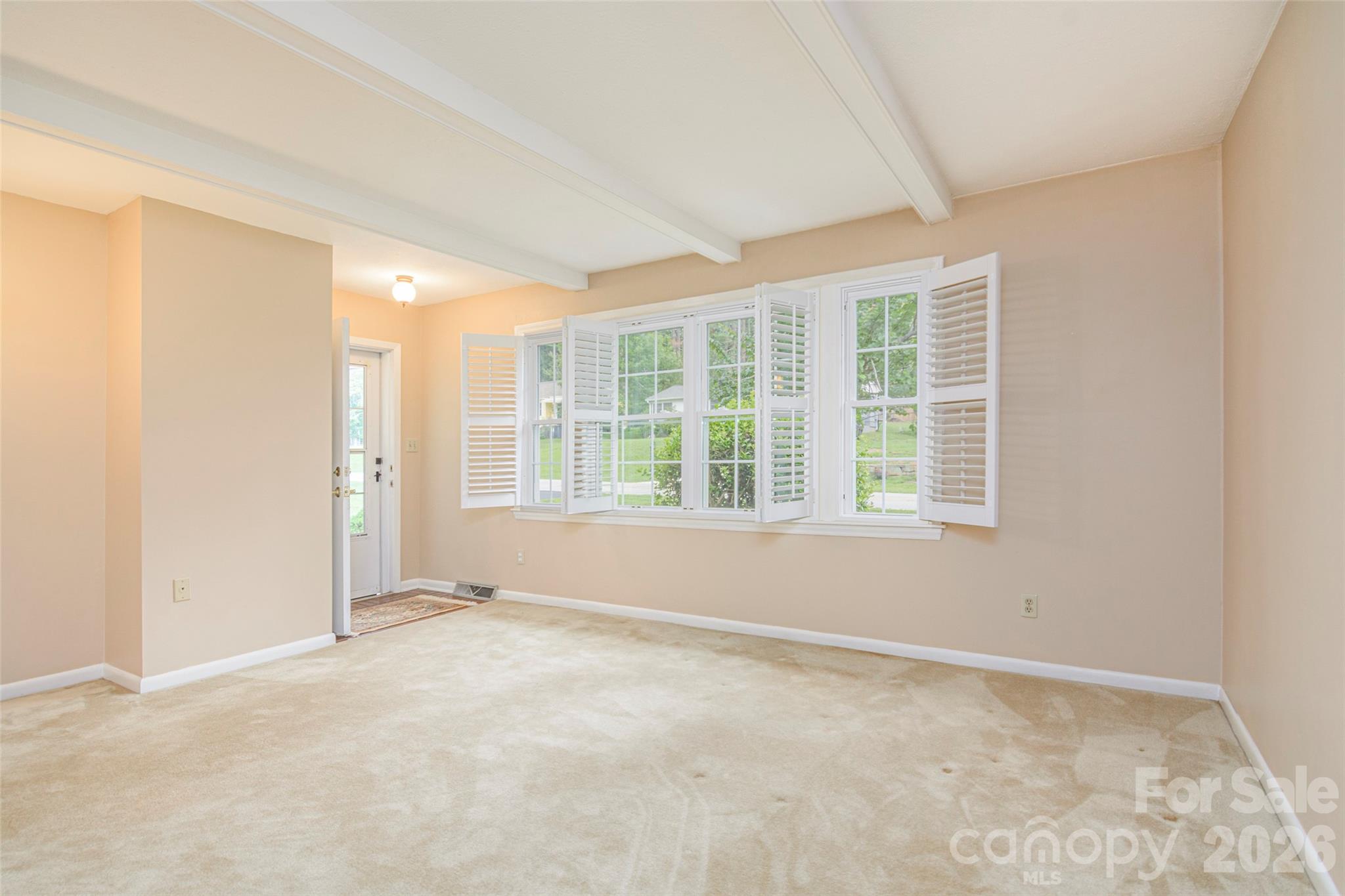 352 Cedar Lane Property Photo 5