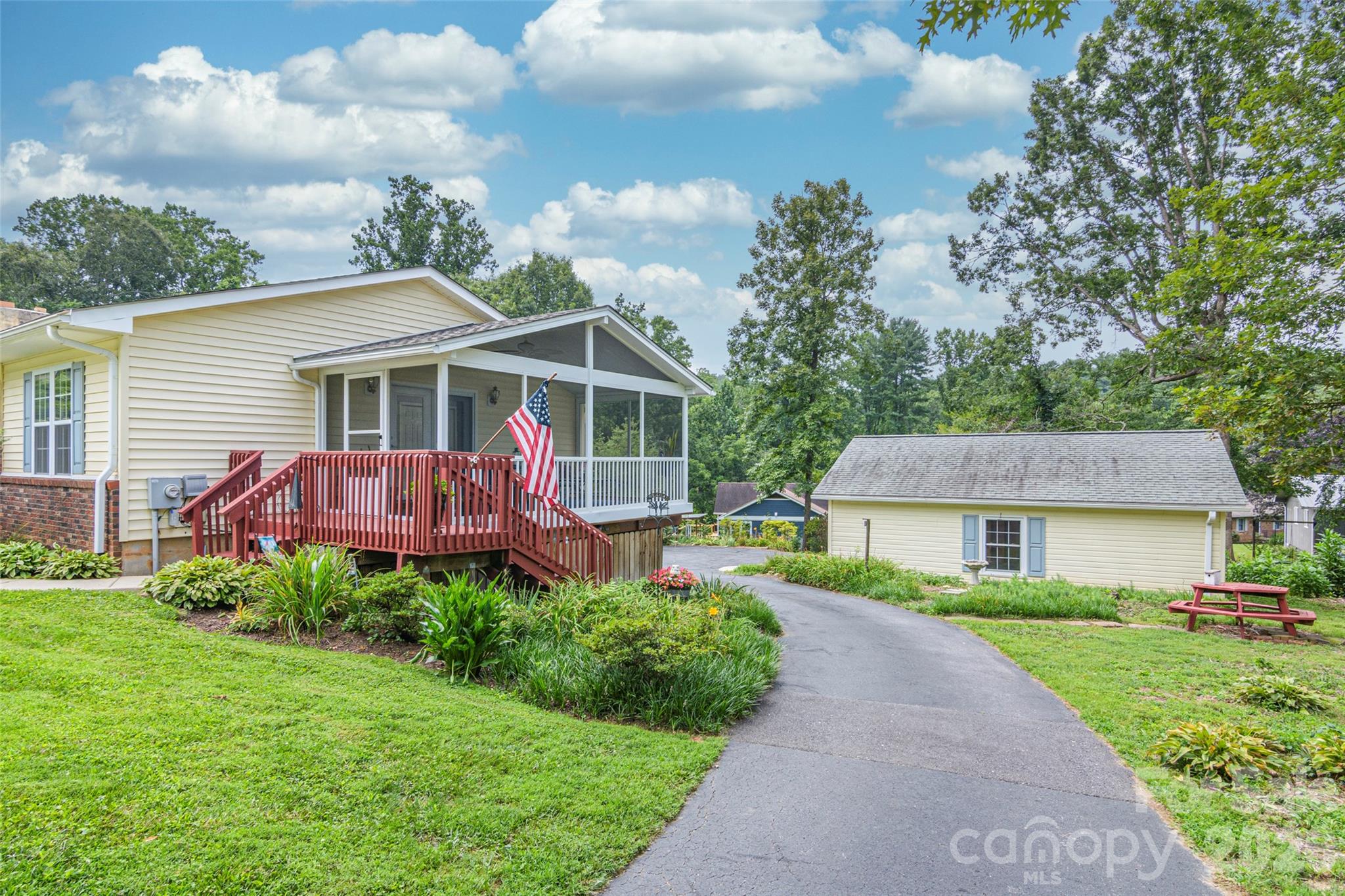 352 Cedar Lane Property Photo 37