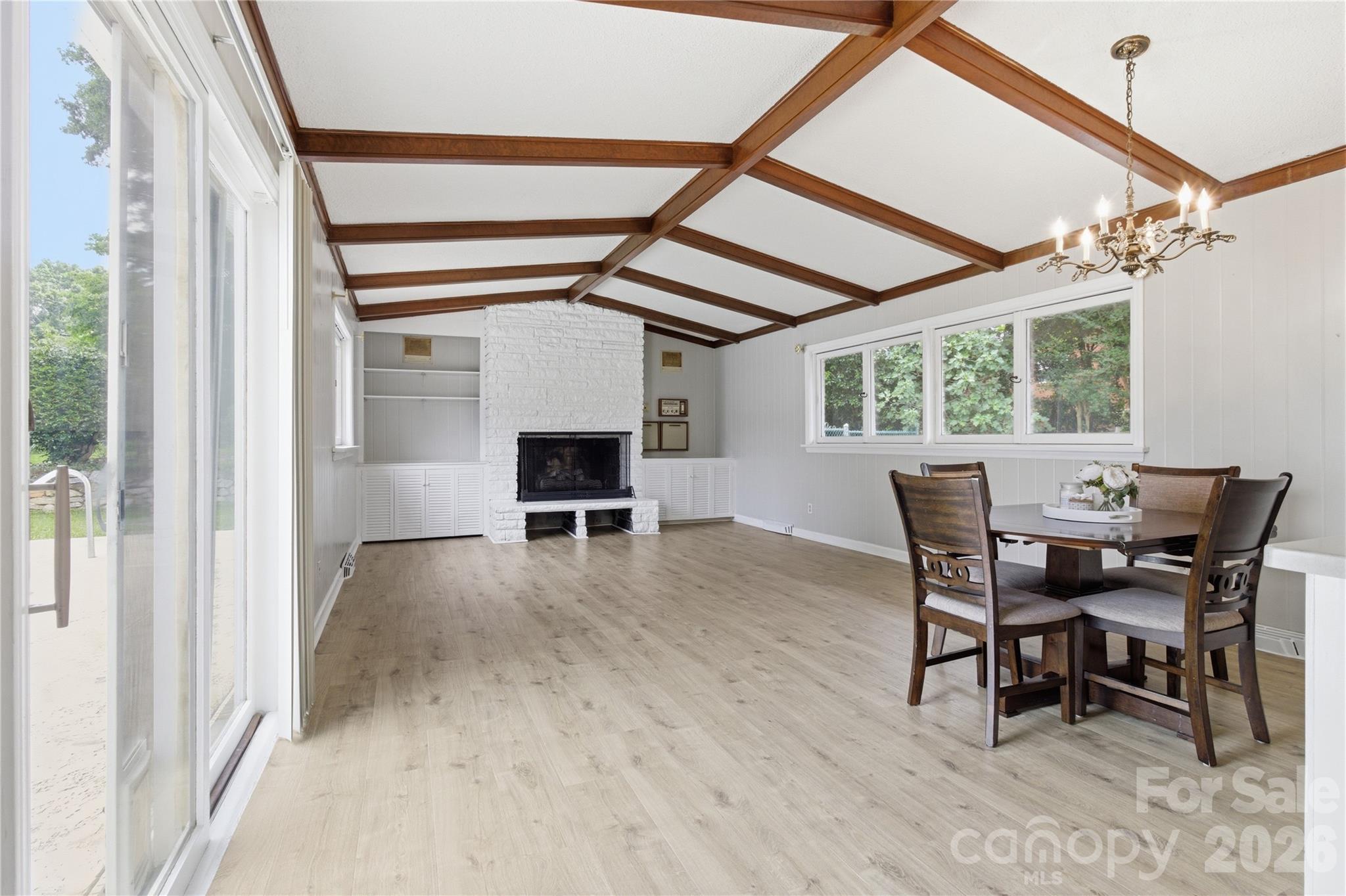 938 Sandswood Drive Property Photo 13