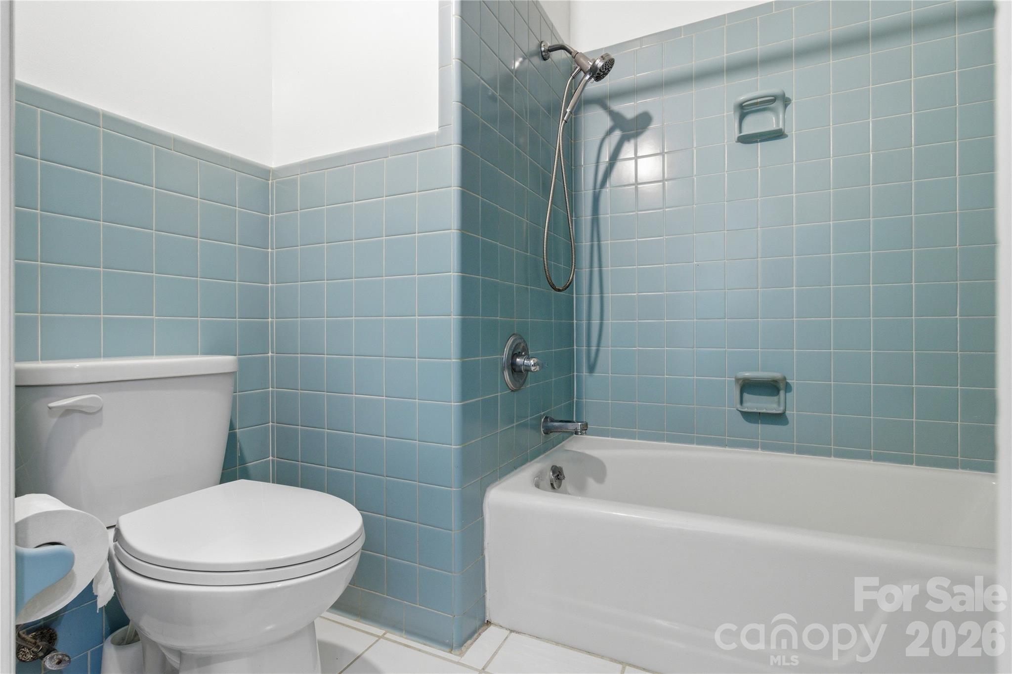 938 Sandswood Drive Property Photo 32