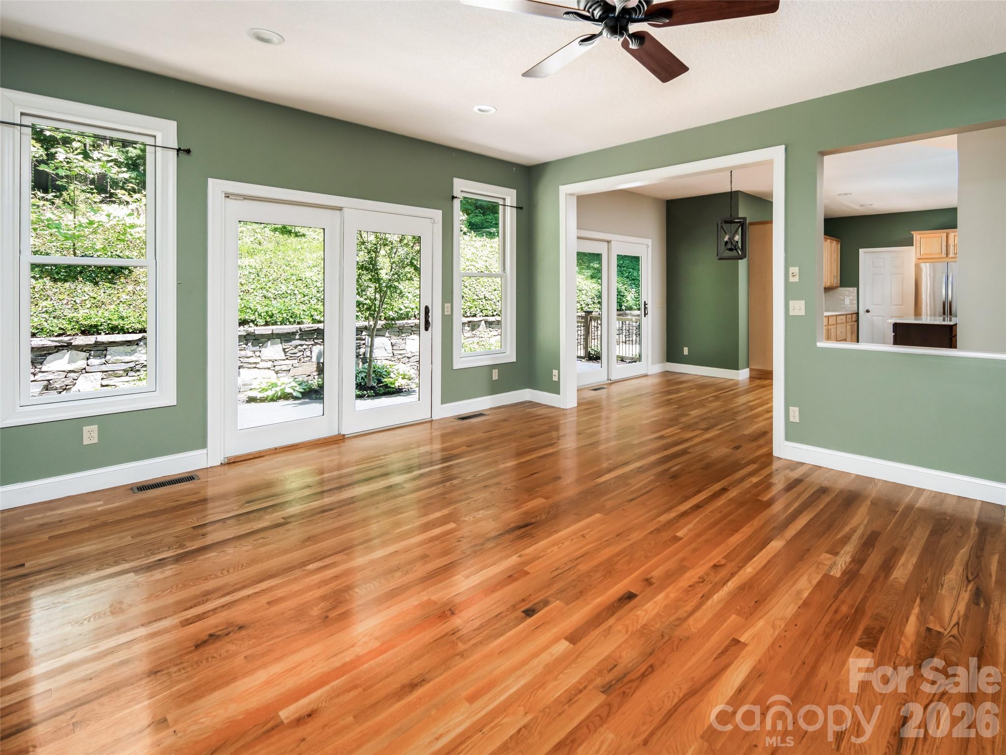 103 Woodburn Drive Property Photo 4
