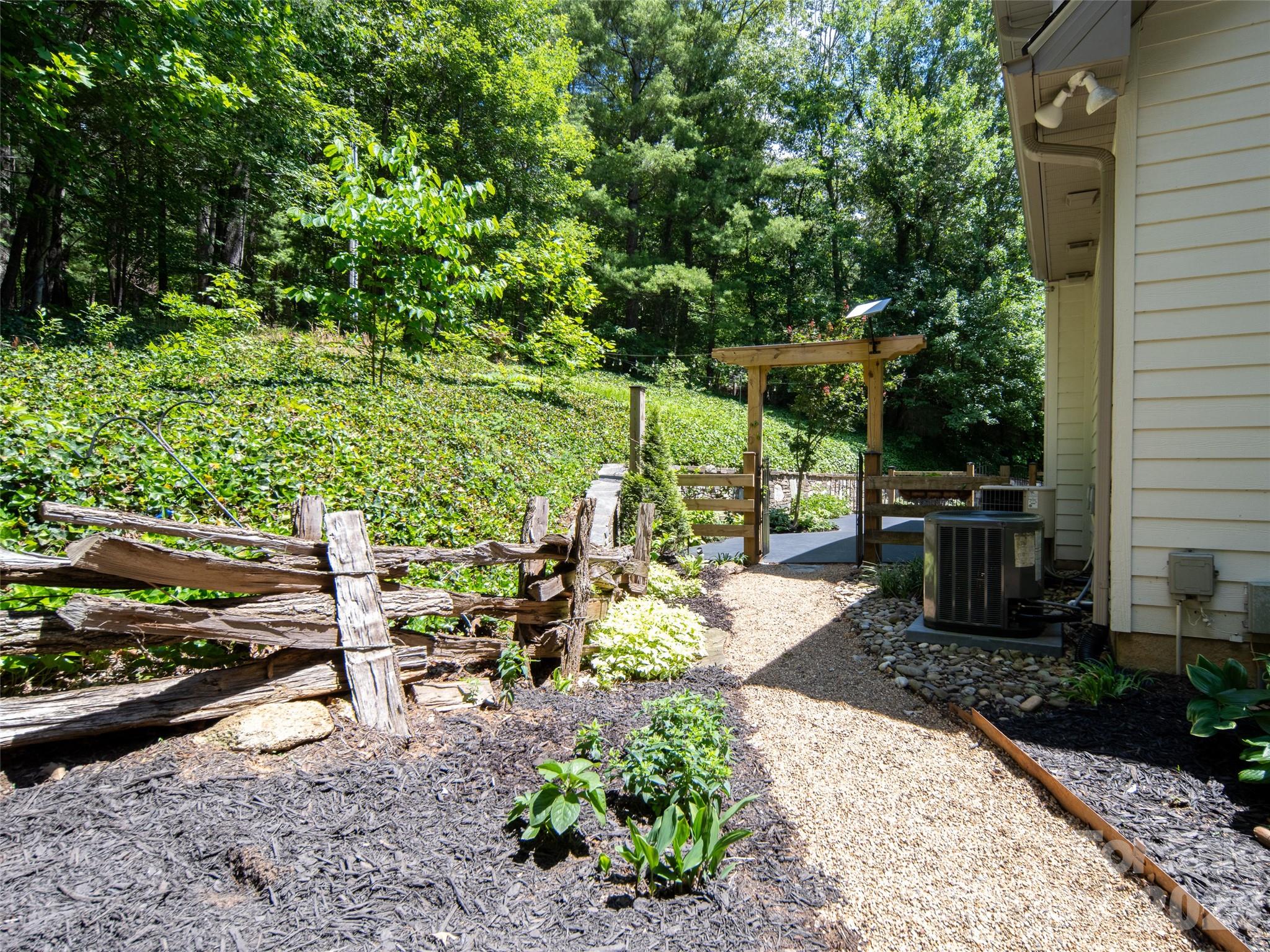 103 Woodburn Drive Property Photo 35