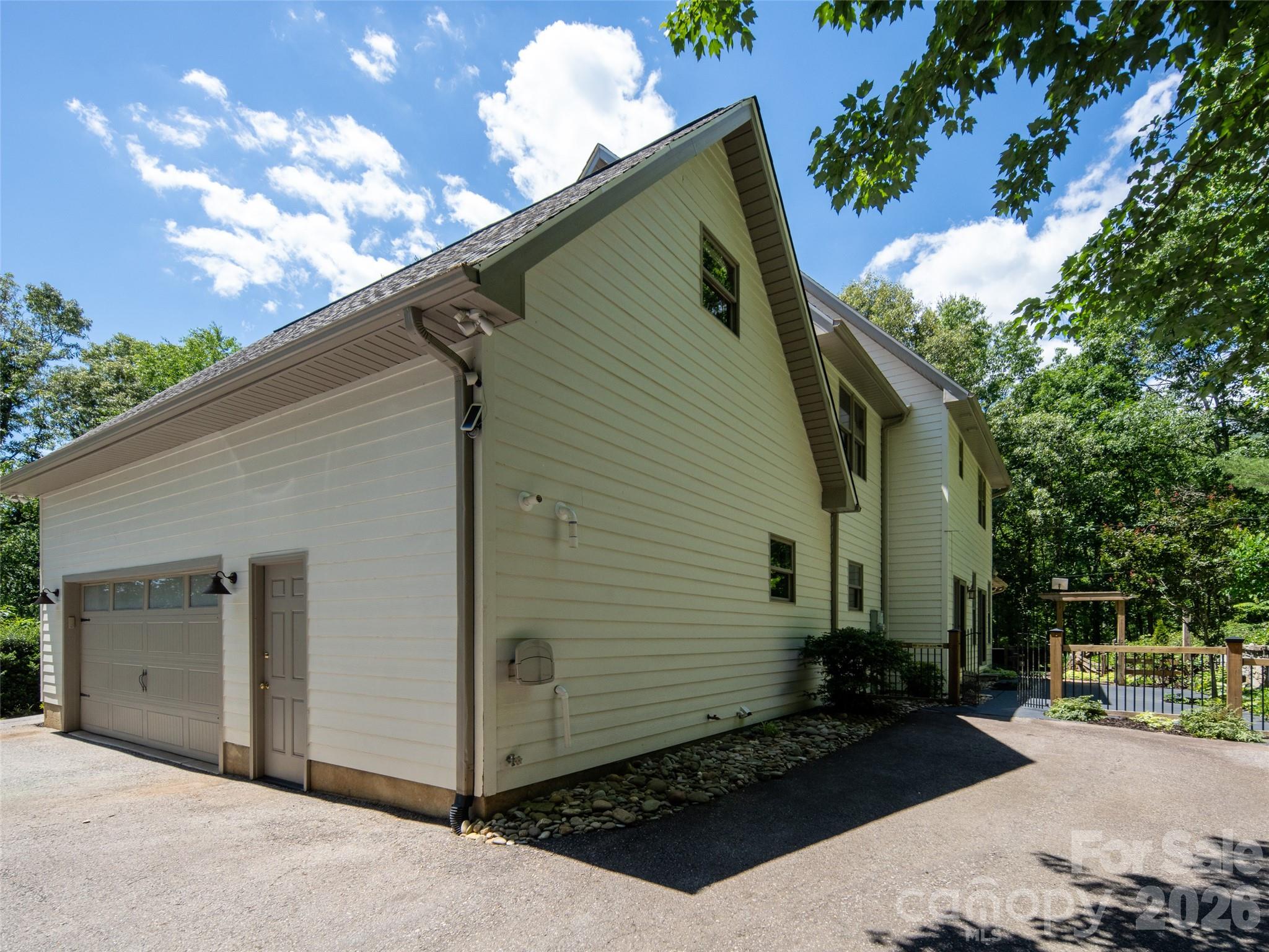 103 Woodburn Drive Property Photo 42