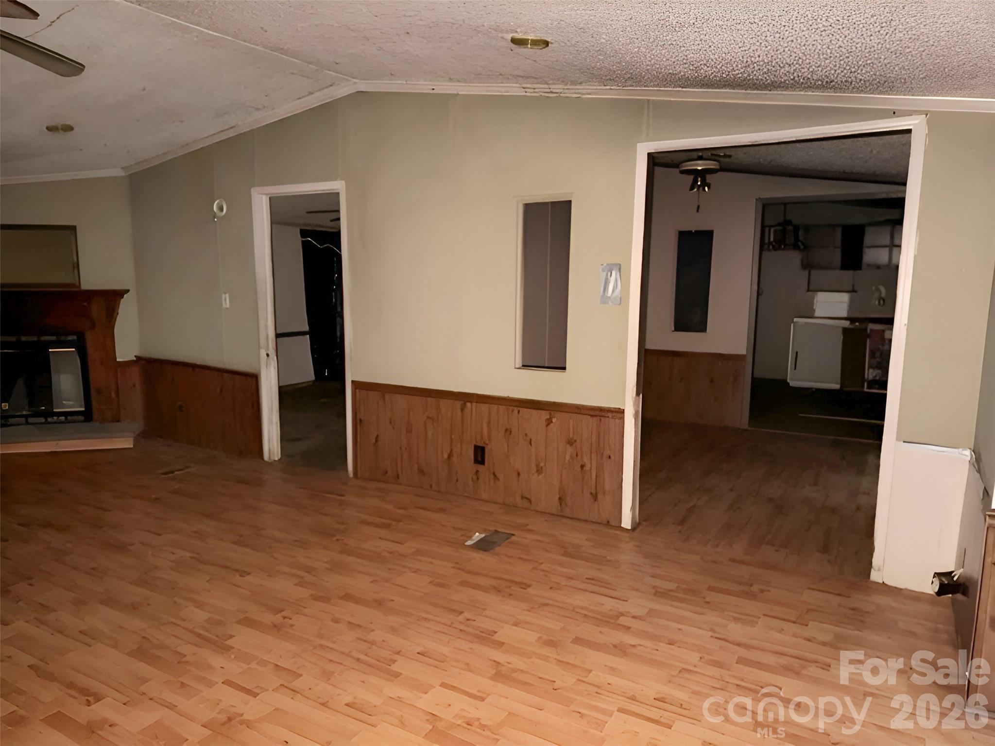 120 Kings Forest Drive Property Photo 3
