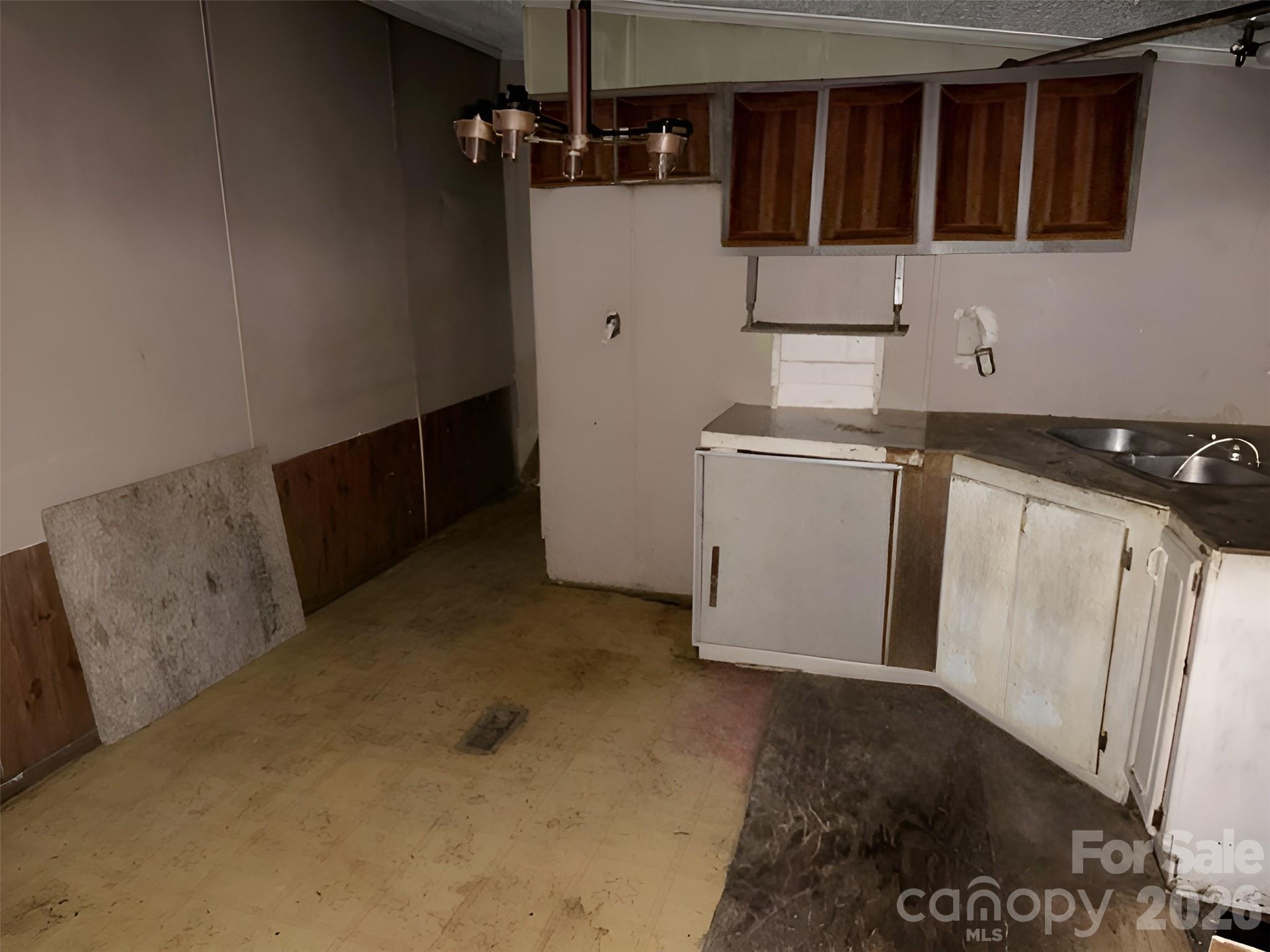 120 Kings Forest Drive Property Photo 7