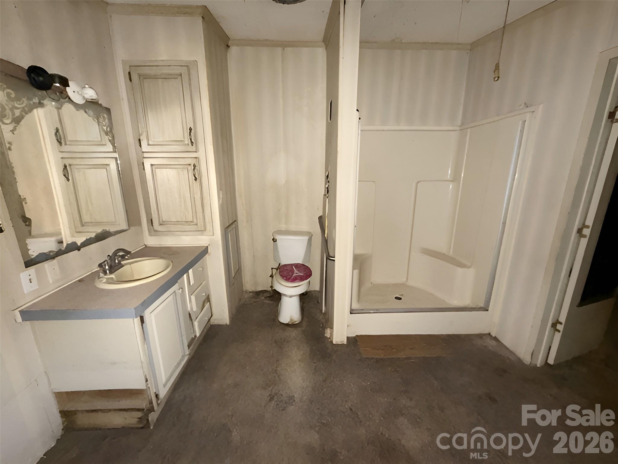 120 Kings Forest Drive Property Photo 10