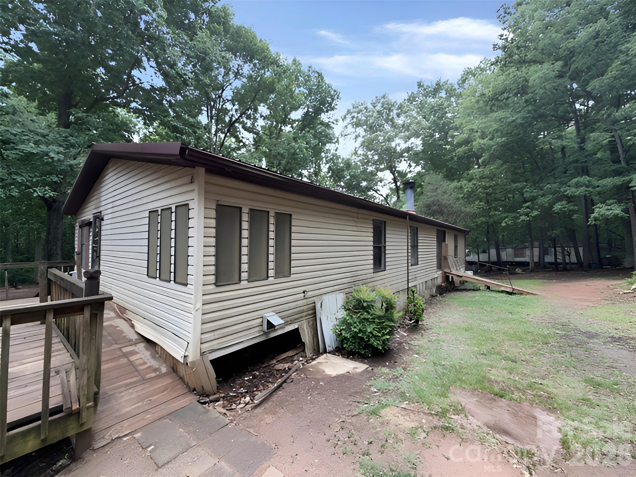 120 Kings Forest Drive Property Photo 14