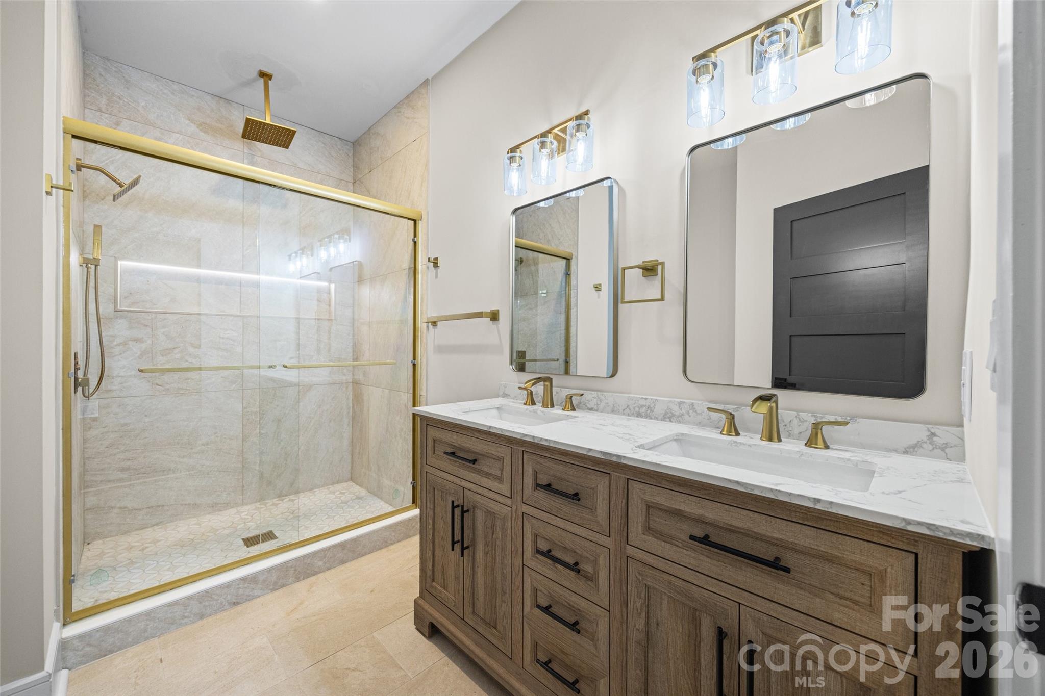 925 Loganberry Lane Property Photo 20