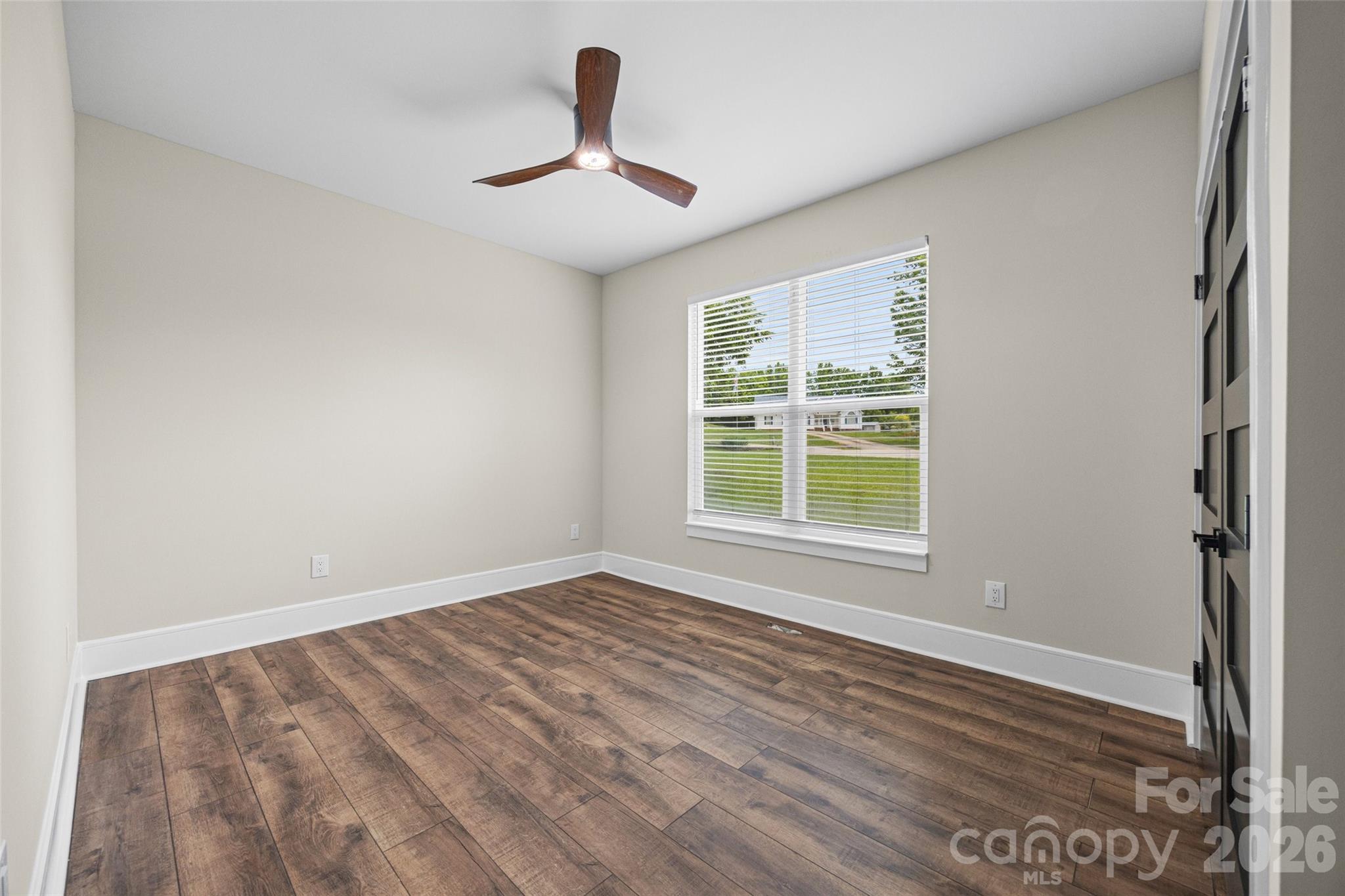 925 Loganberry Lane Property Photo 24