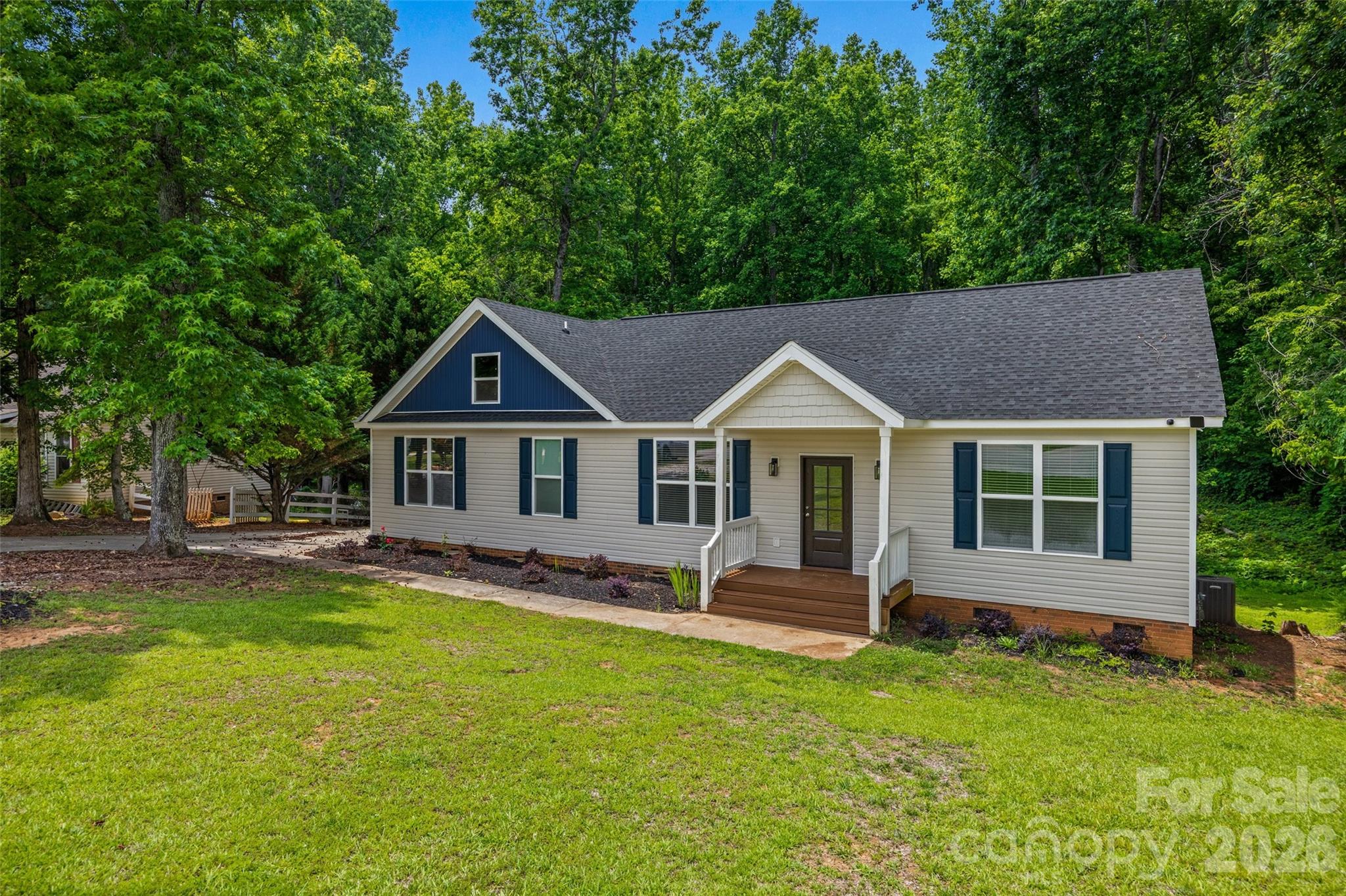 925 Loganberry Lane Property Photo 30