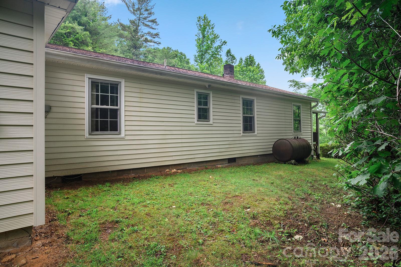 825 Gallimore Road Property Photo 10