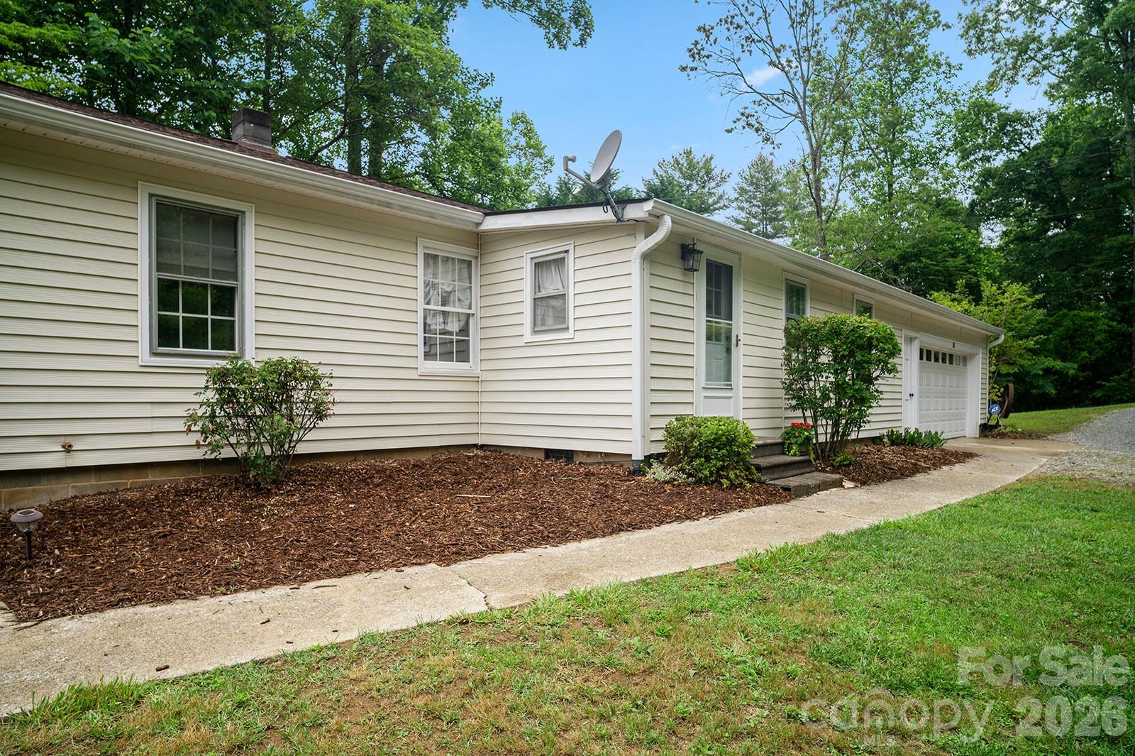 825 Gallimore Road Property Photo 12