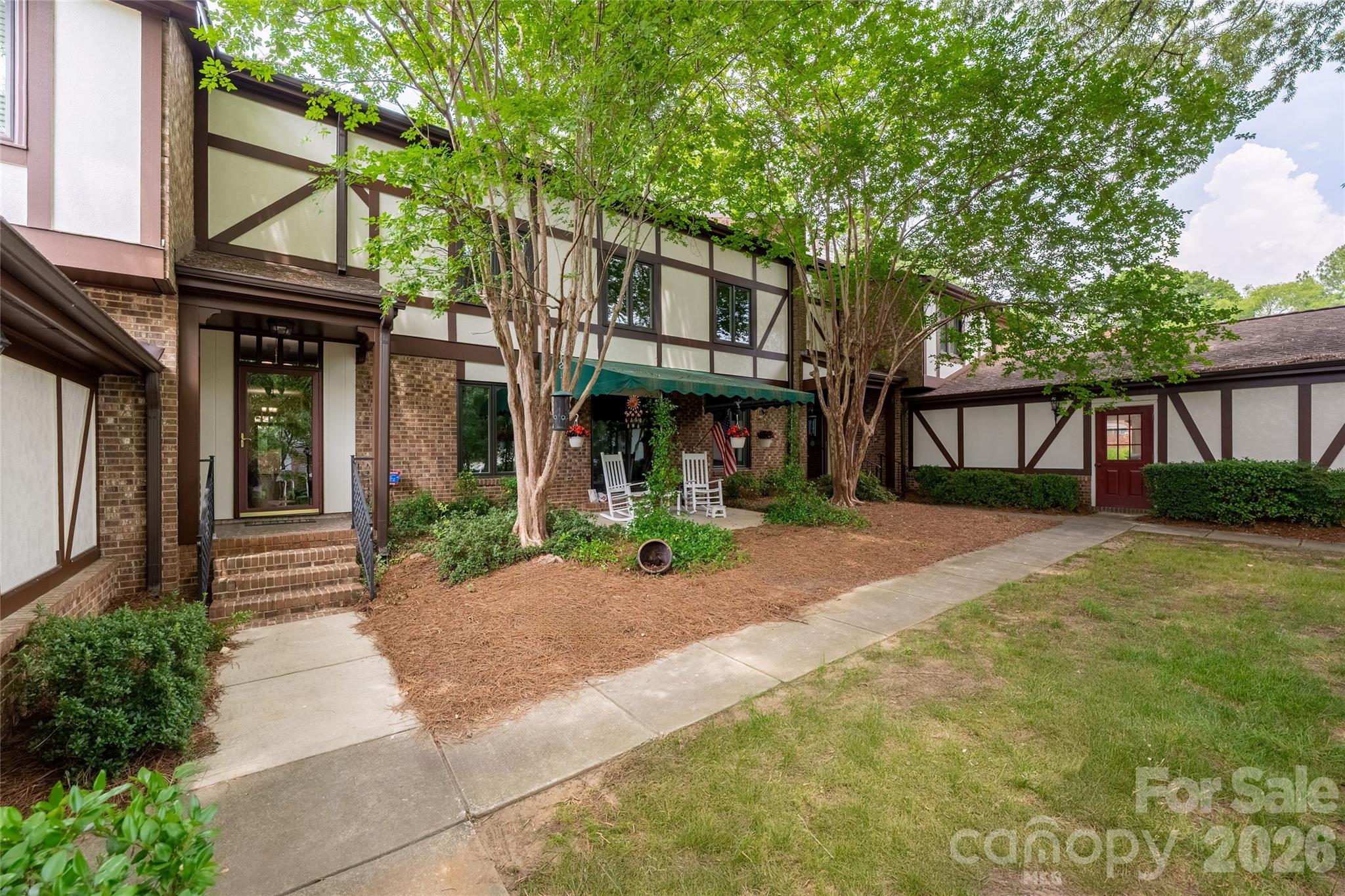 7226 Quail Meadow Lane Property Photo 4