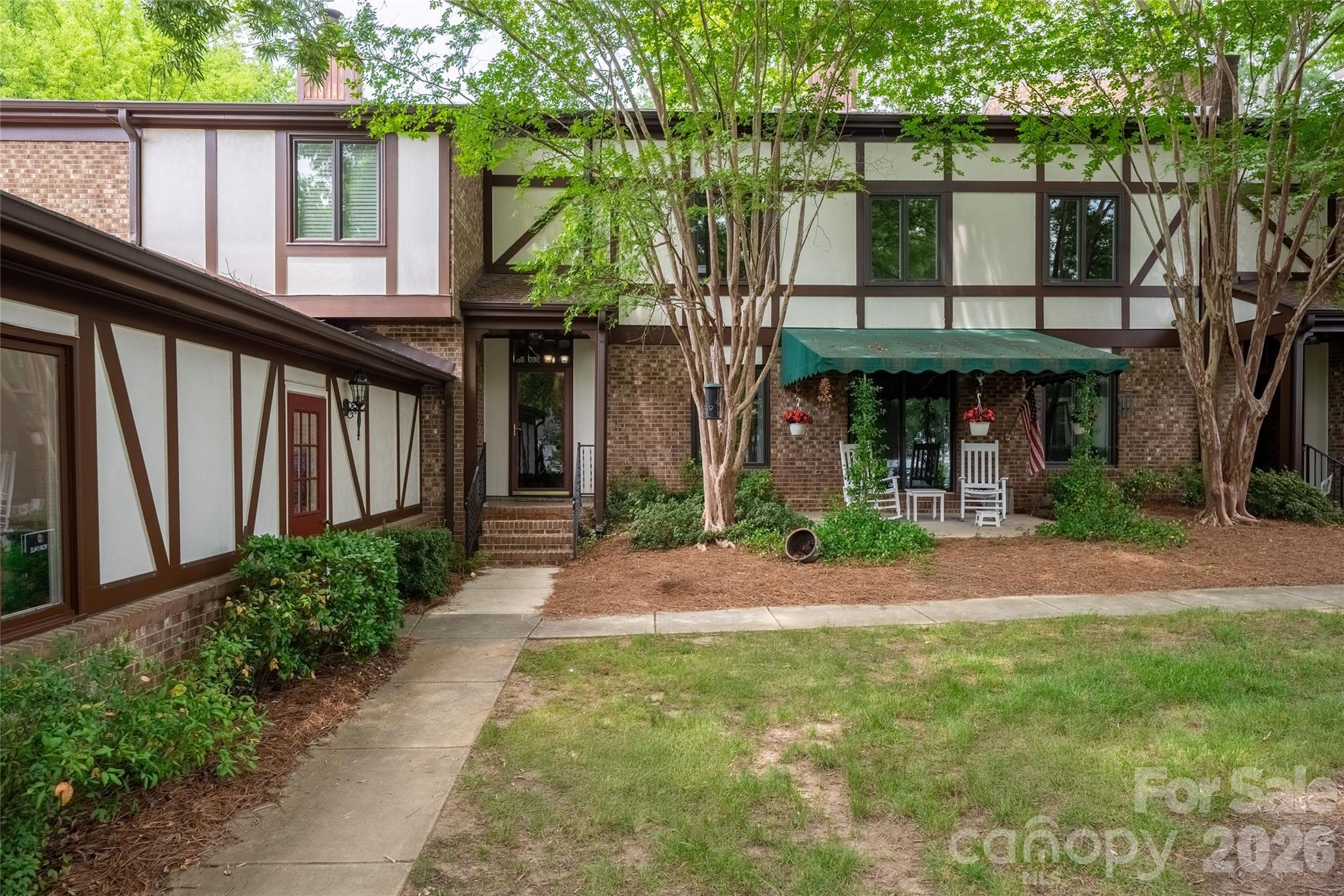 7226 Quail Meadow Lane Property Photo 6