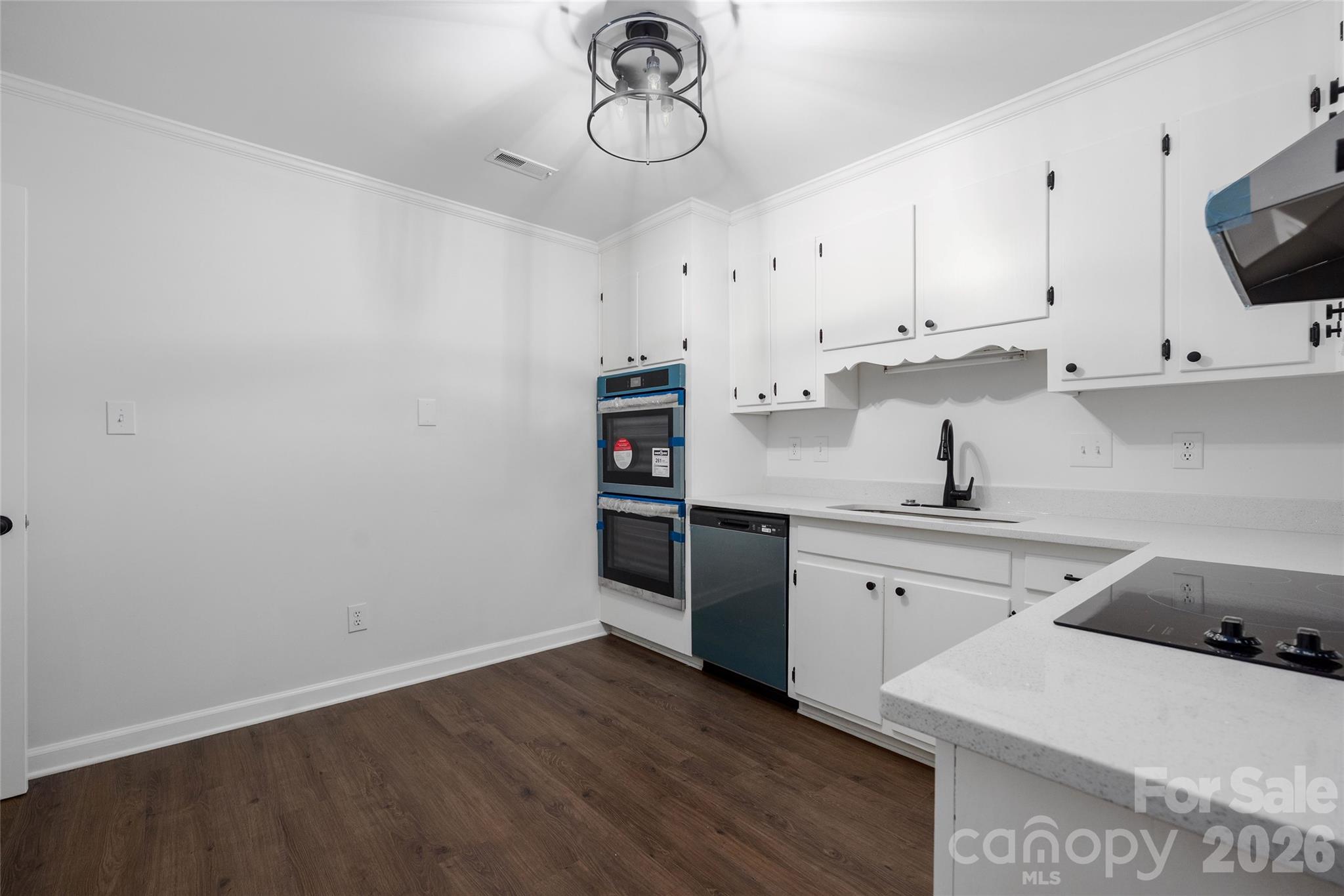 7226 Quail Meadow Lane Property Photo 11