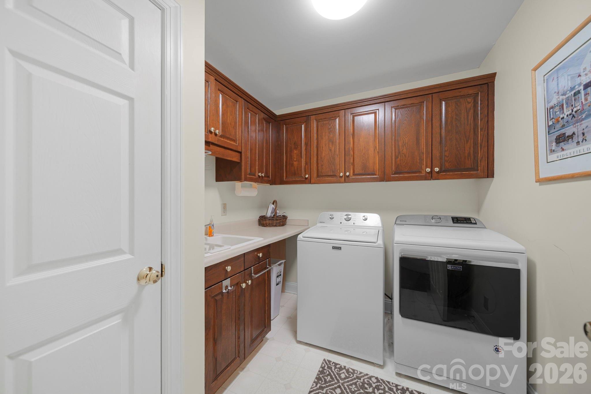 512 Stuart Ridge Property Photo 32