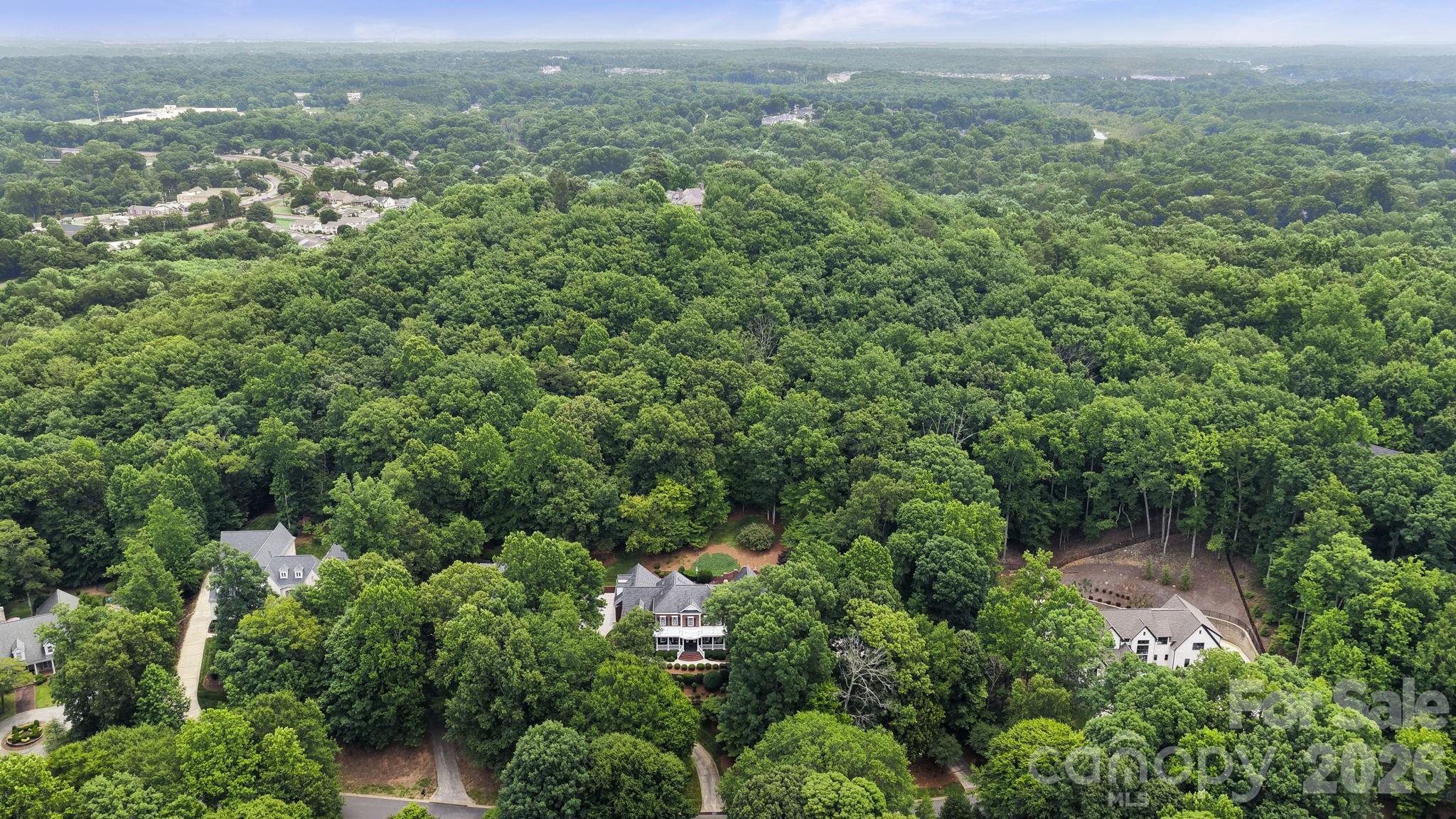 512 Stuart Ridge Property Photo 43