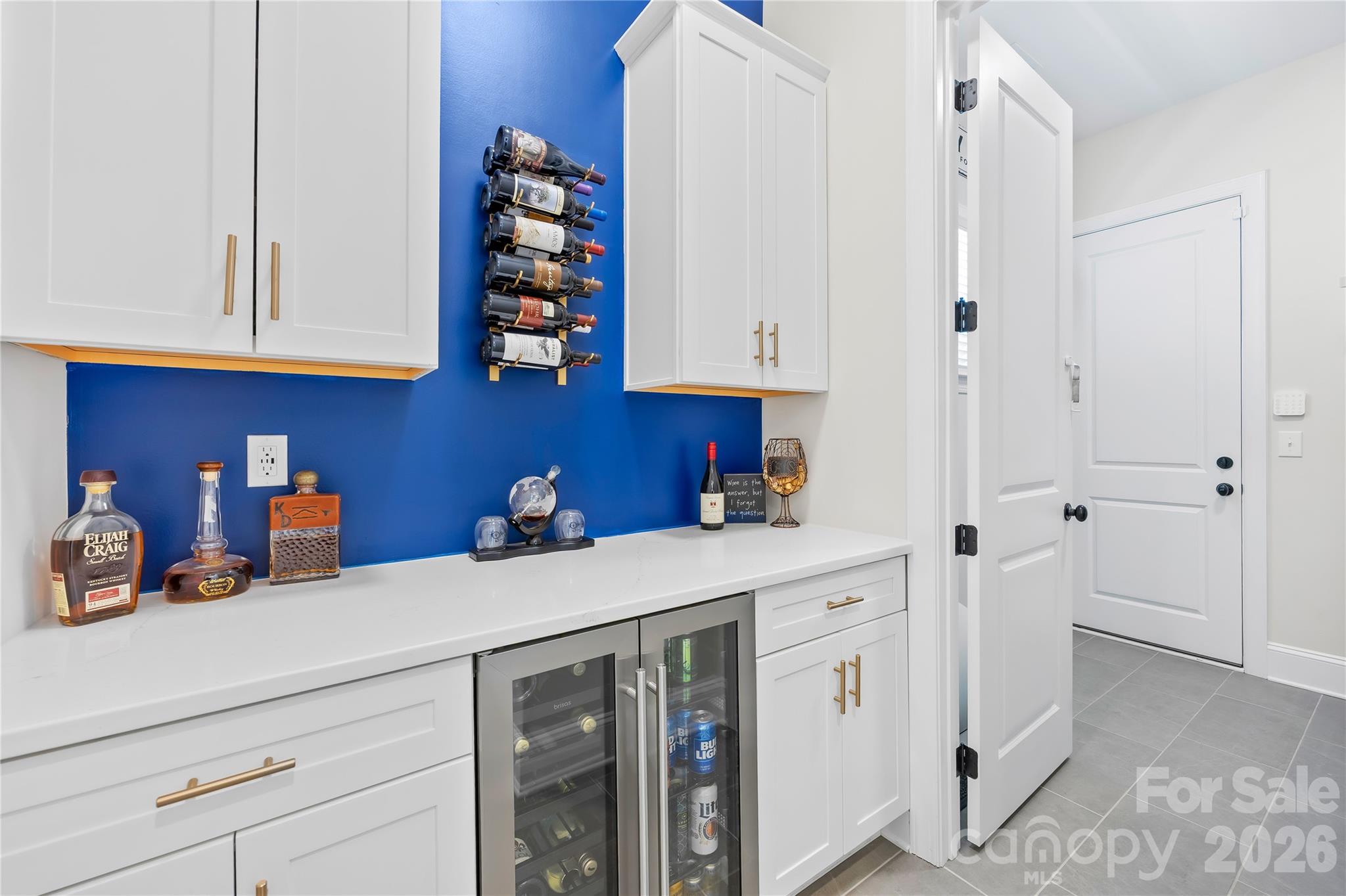 1368 Cedardale Lane Property Photo 12