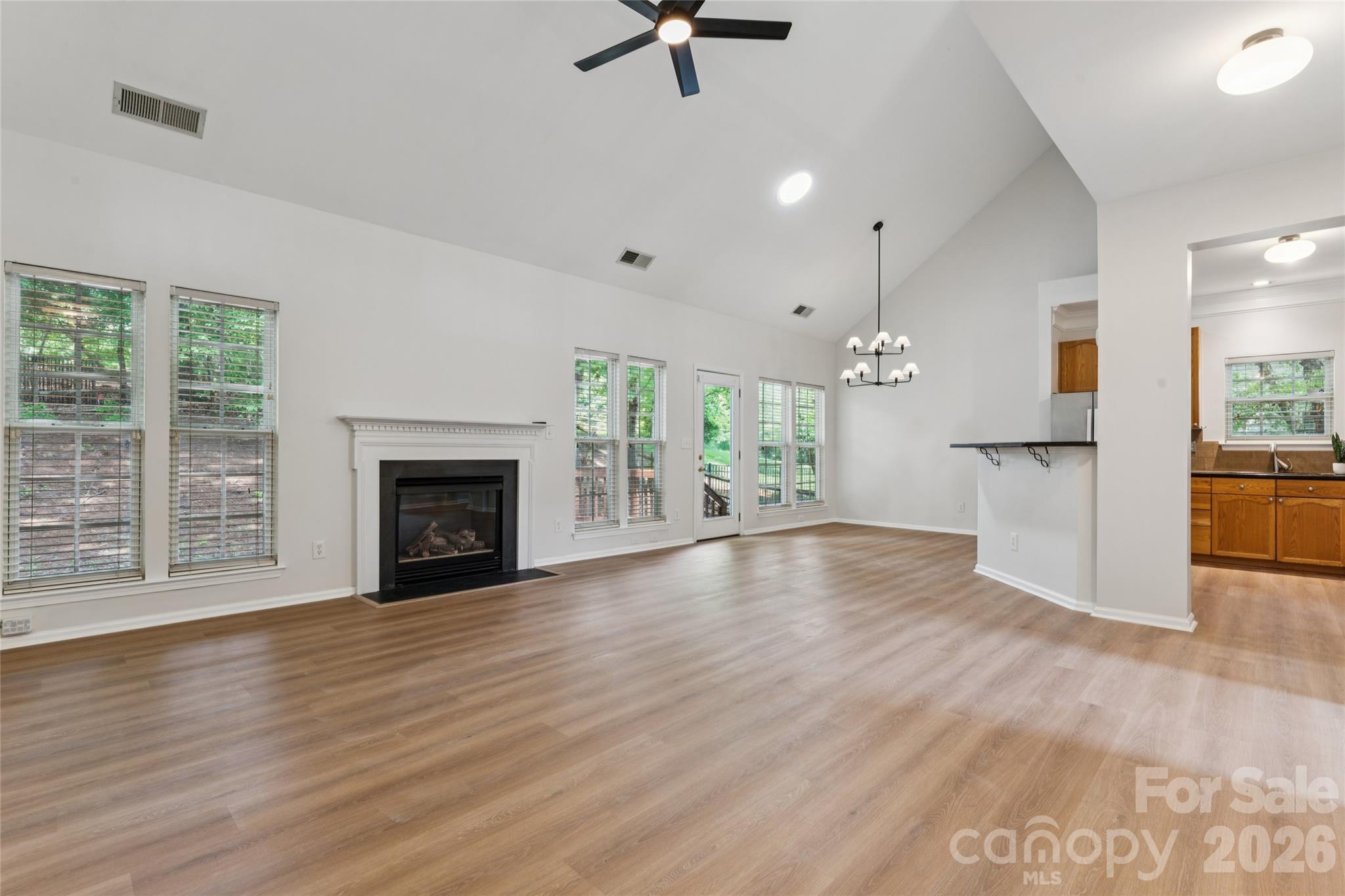 11627 Knightsdale Drive Property Photo 12
