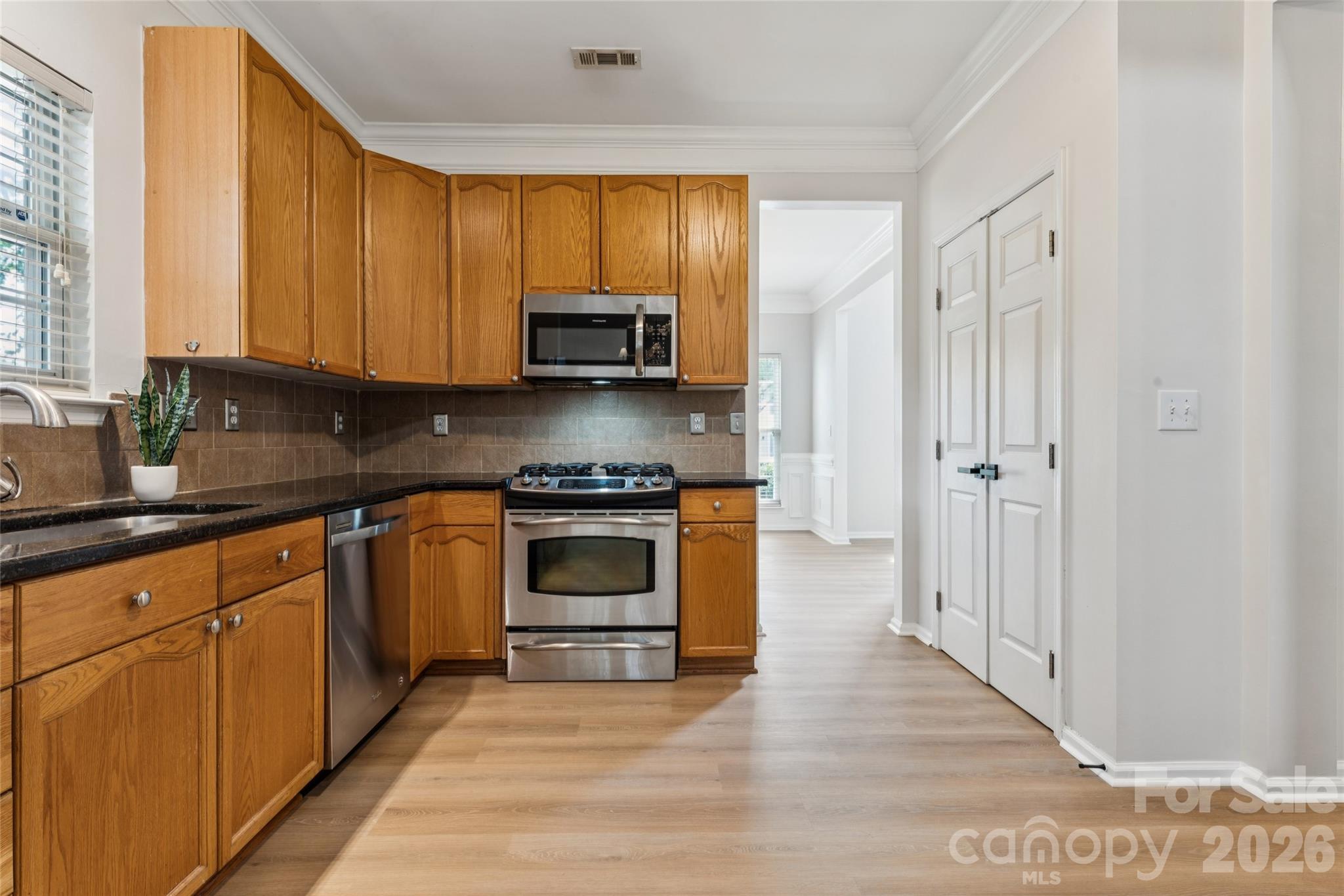 11627 Knightsdale Drive Property Photo 16