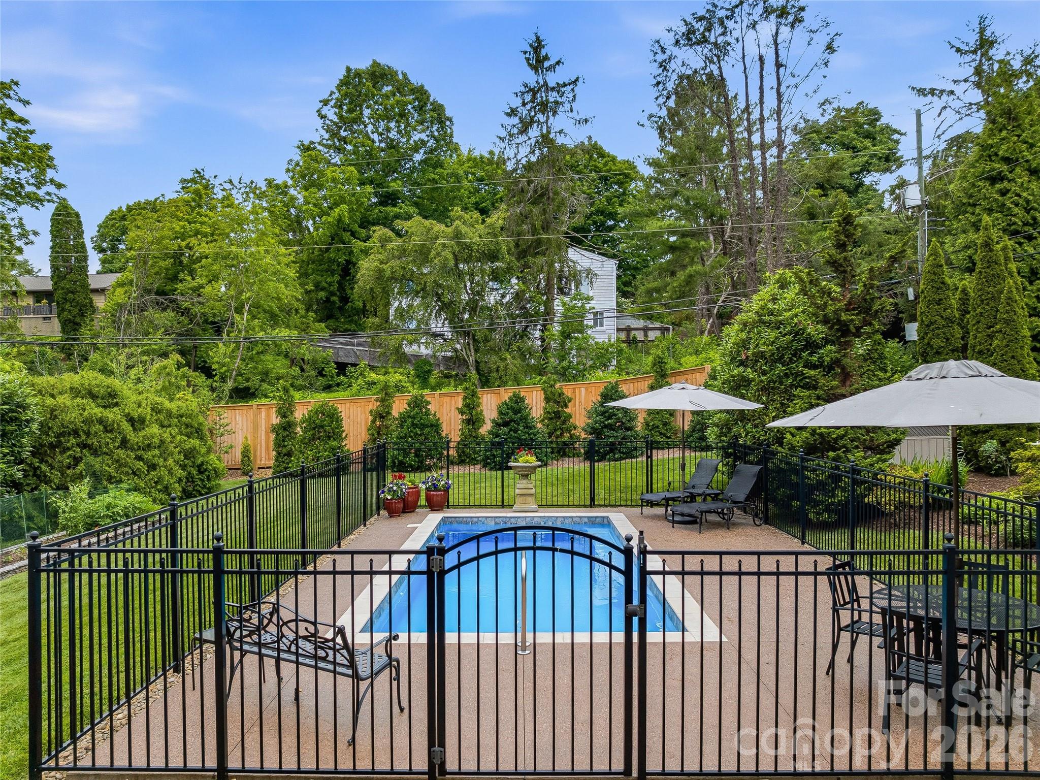 76 Edgelawn Road Property Photo 42