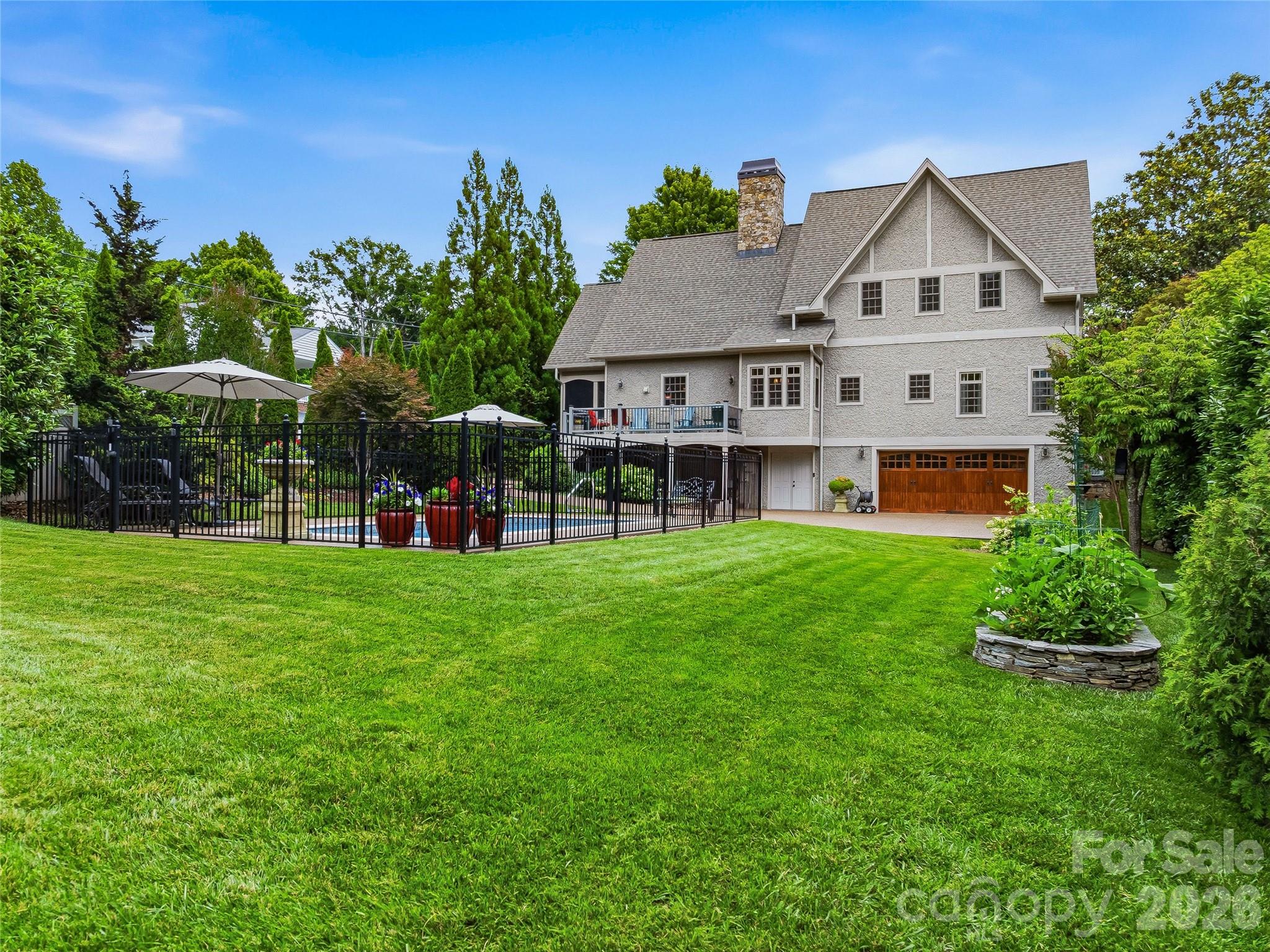76 Edgelawn Road Property Photo 44