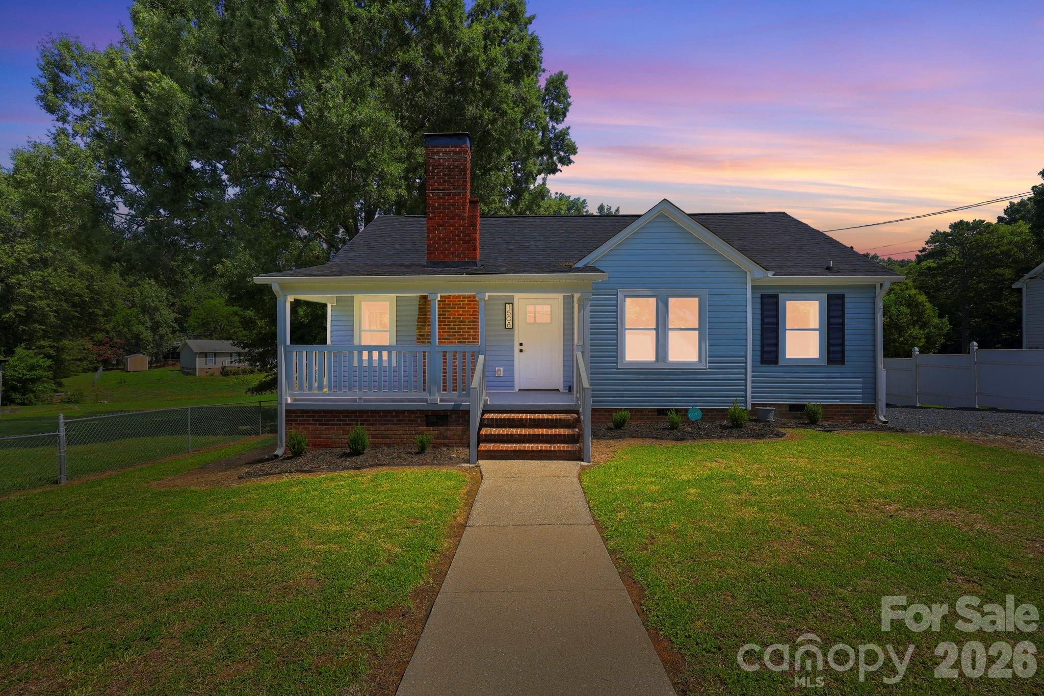 1508 Old Charlotte Road Property Photo 2