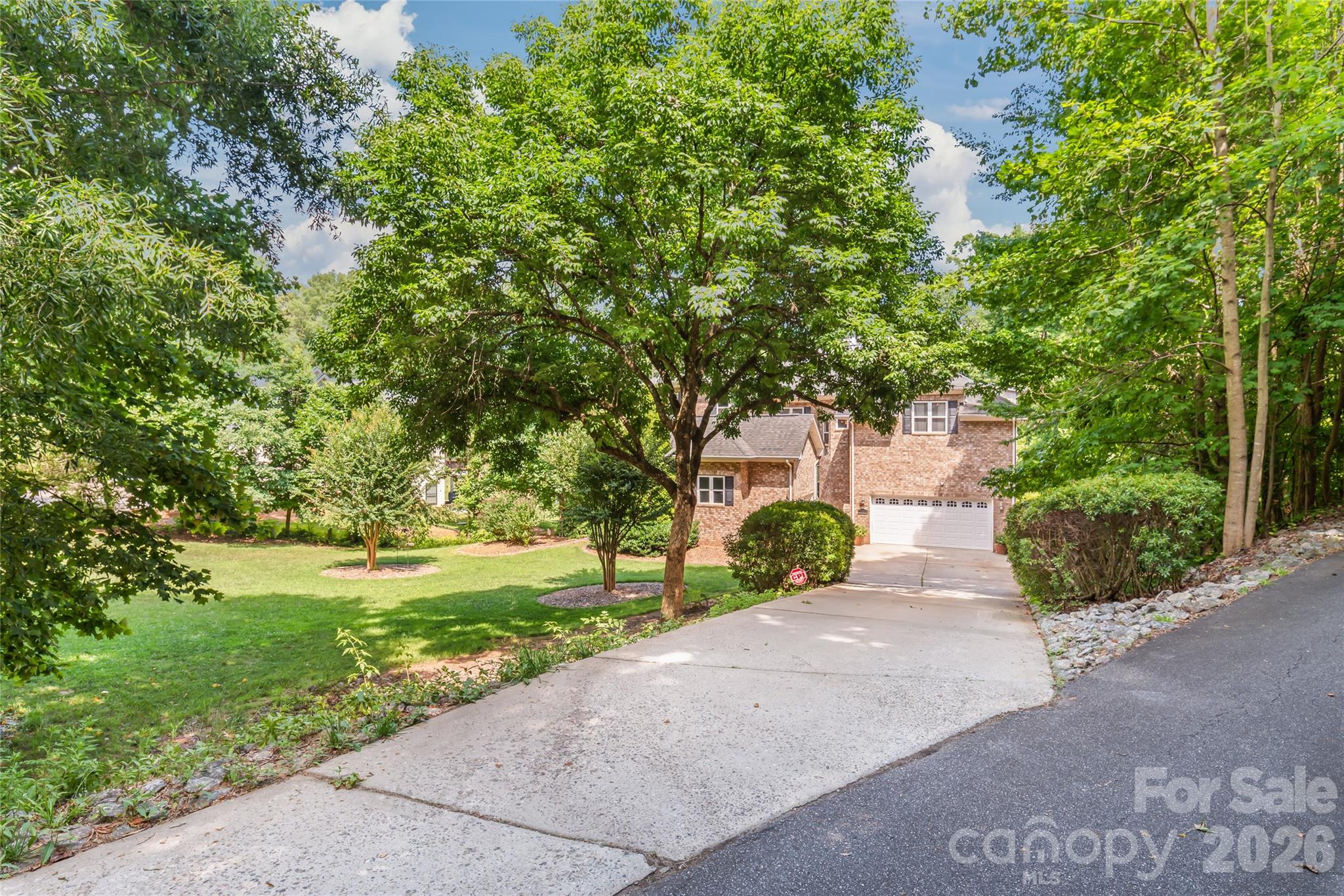 7365 Gabriel Street Property Photo 4