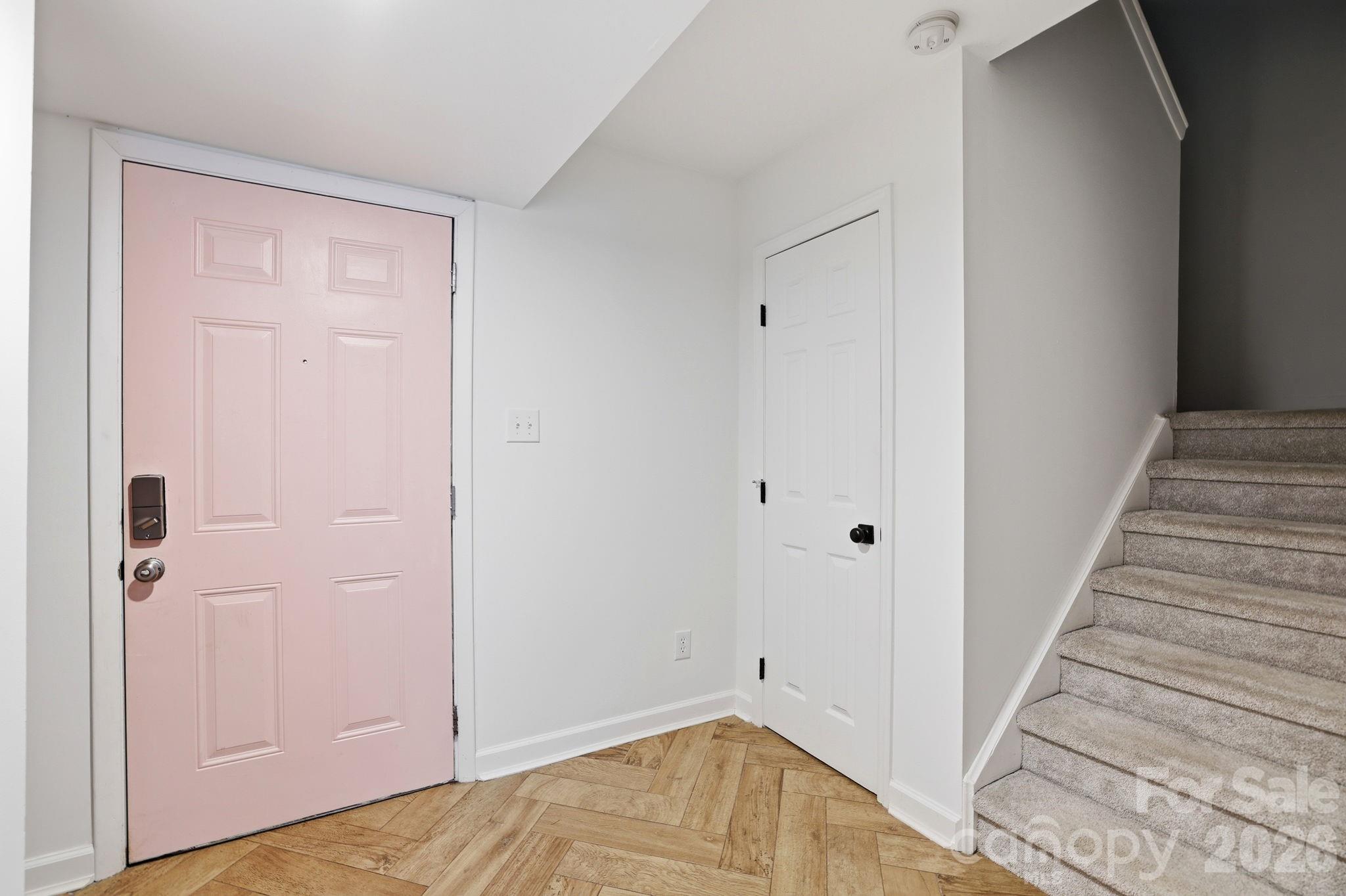 1616 Flynnwood Drive F Property Photo 10