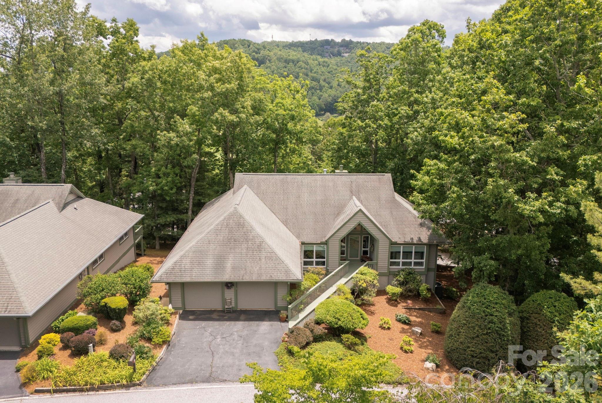 129 Forest View Drive Property Photo 4