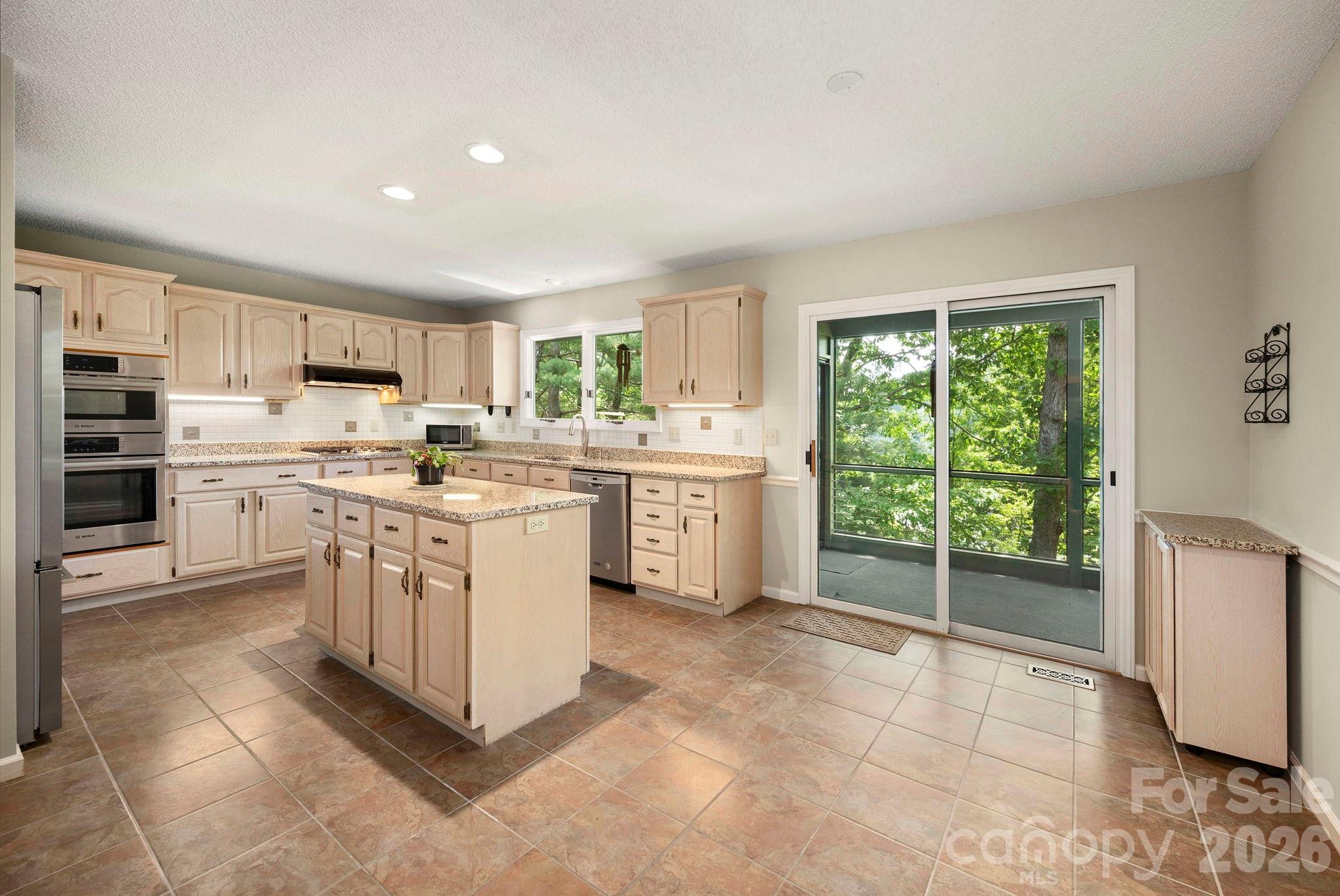 129 Forest View Drive Property Photo 13