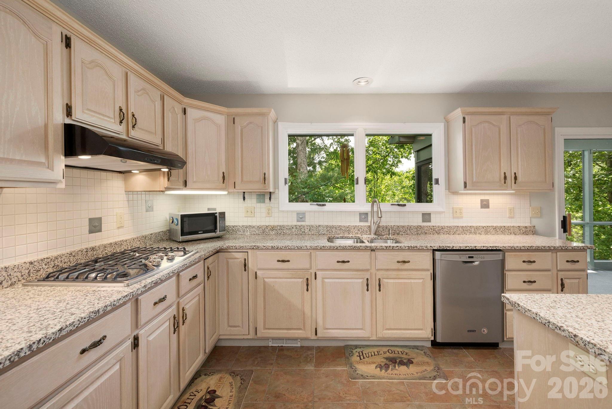 129 Forest View Drive Property Photo 18