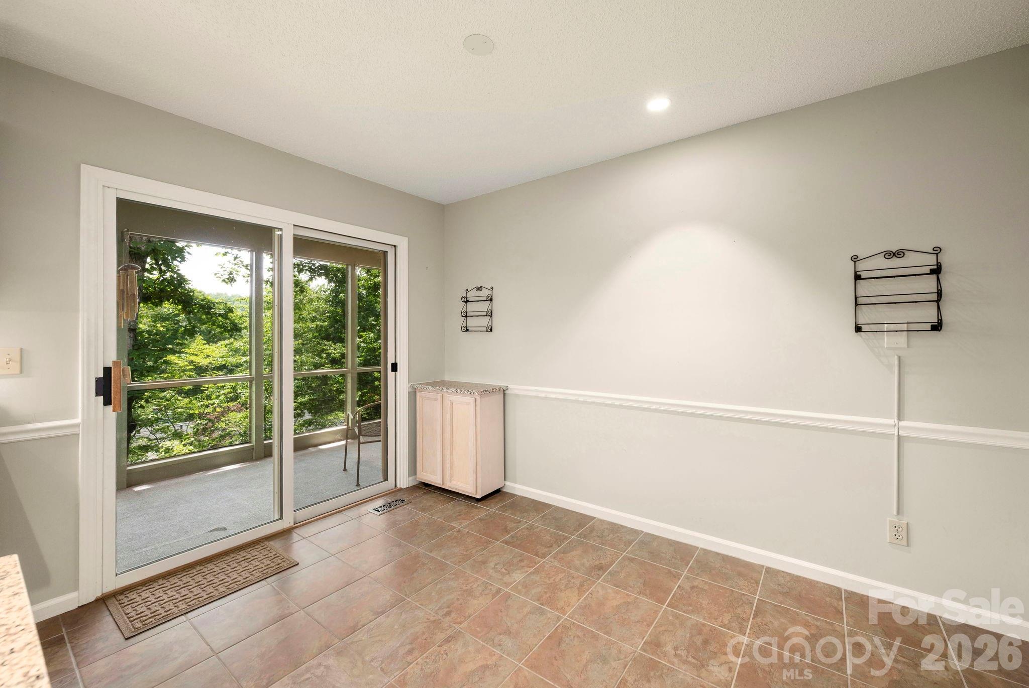 129 Forest View Drive Property Photo 20