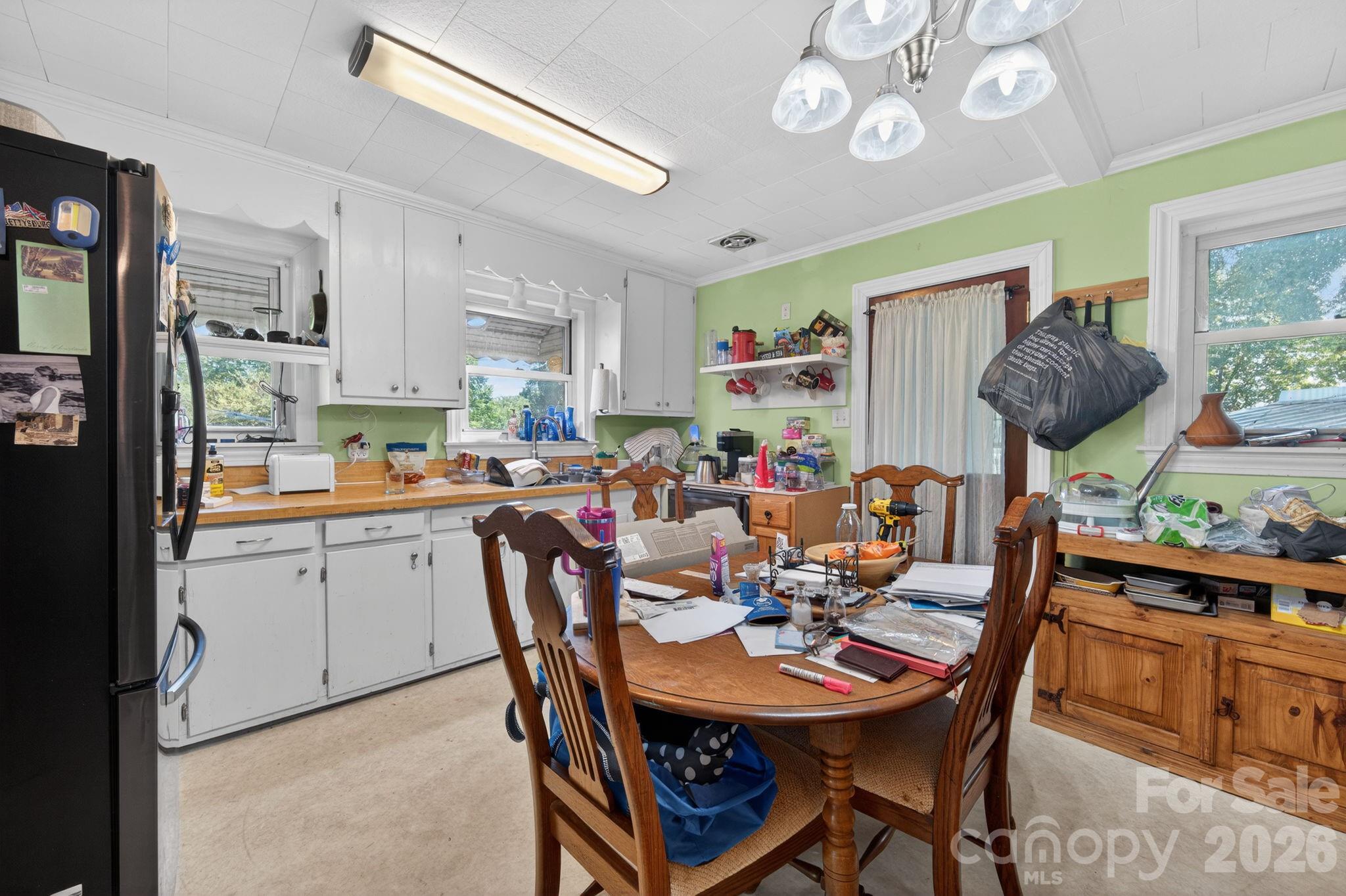 655 Edmiston Road Property Photo 7