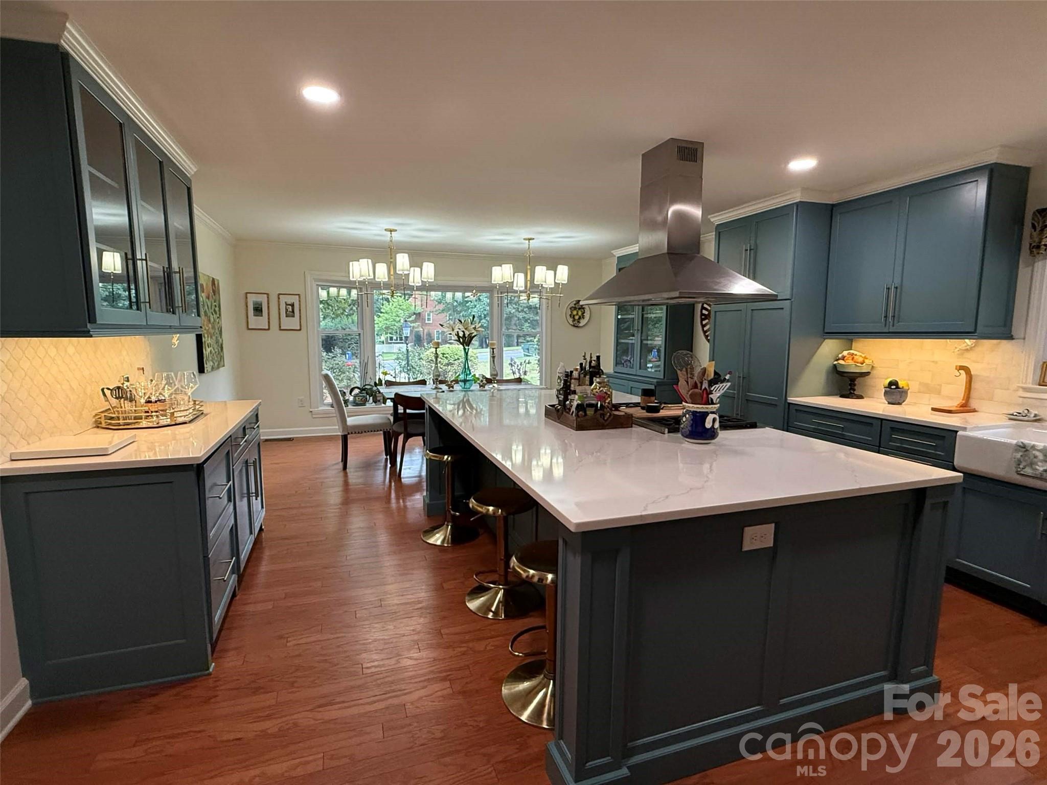 2925 Grampian Drive Property Photo 9