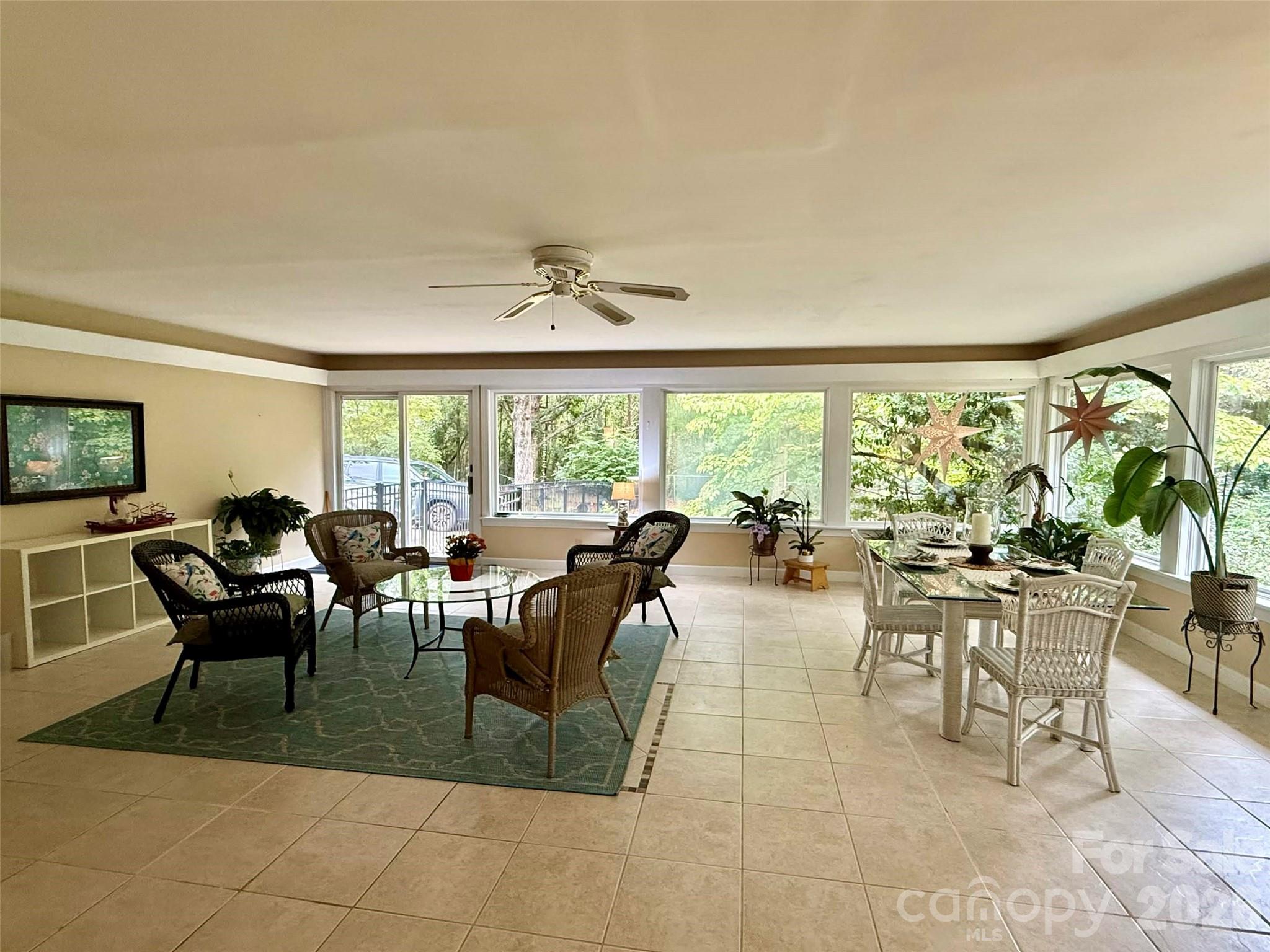 2925 Grampian Drive Property Photo 13