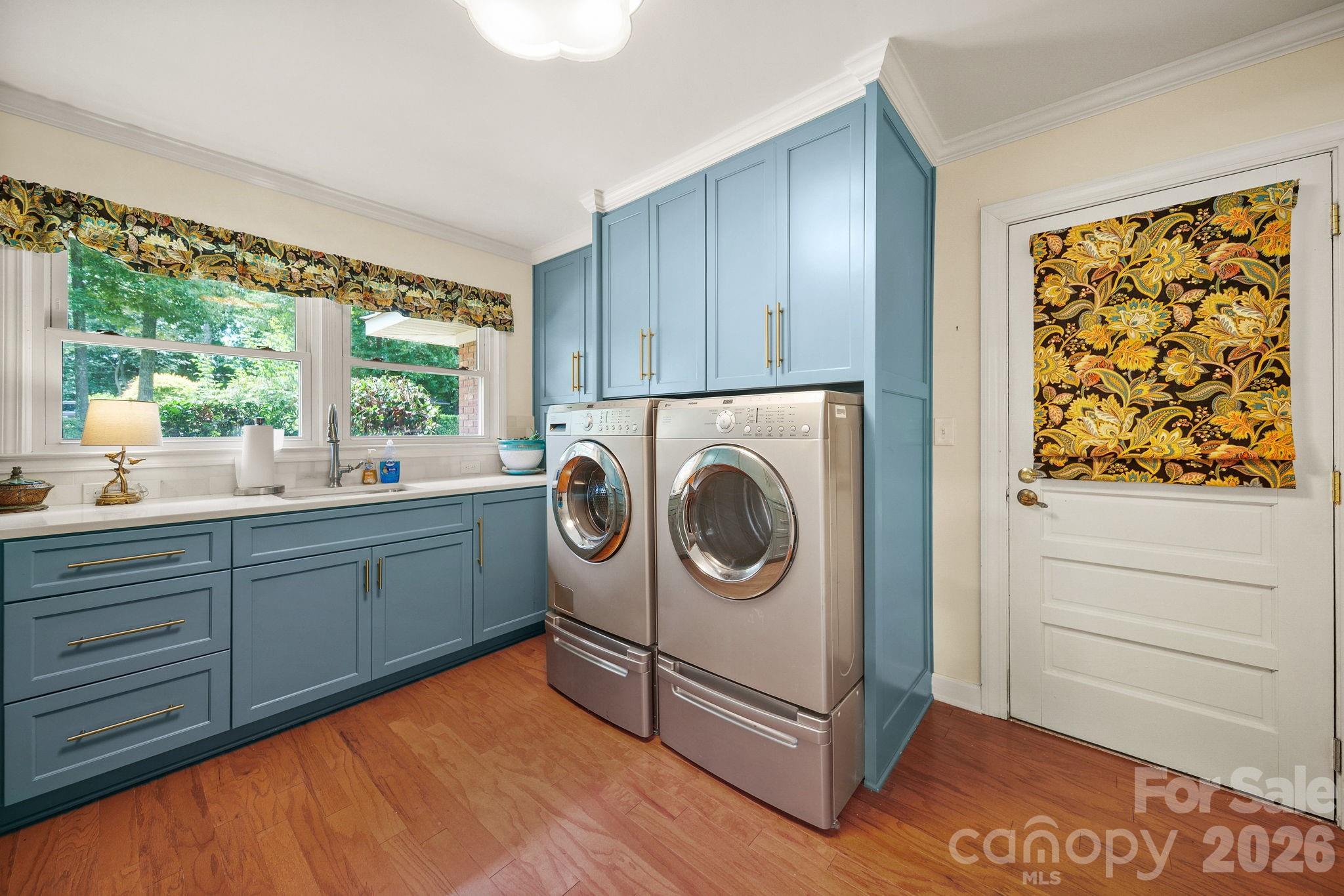 2925 Grampian Drive Property Photo 26