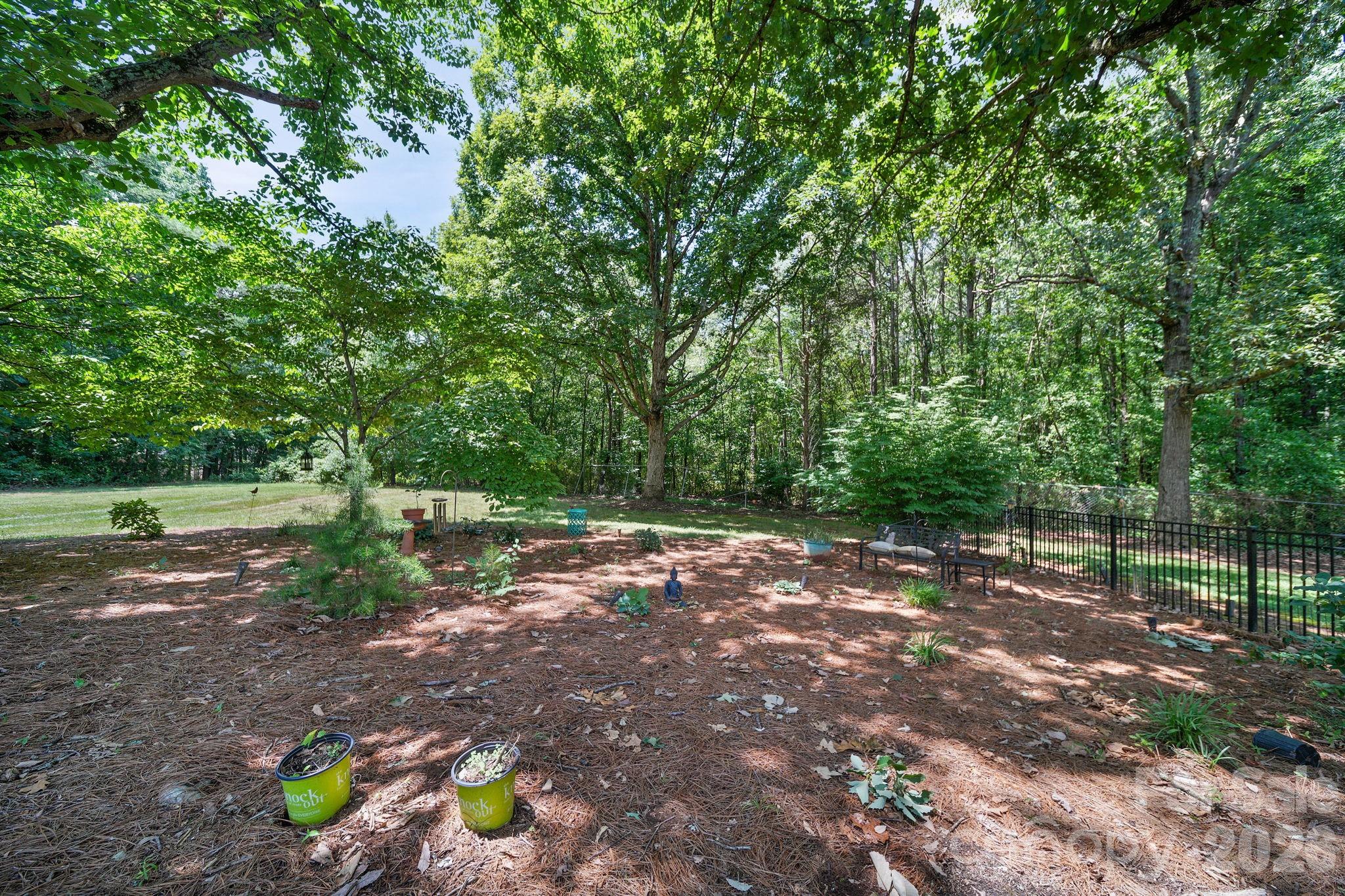 2925 Grampian Drive Property Photo 28