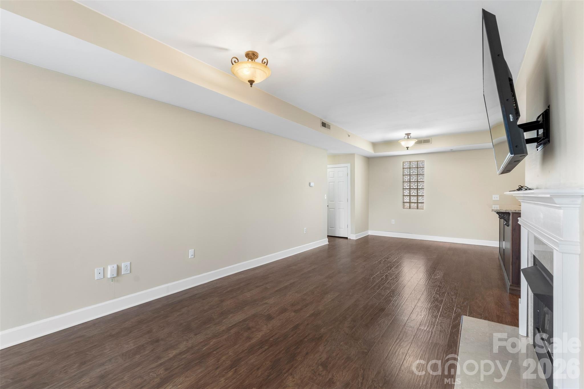 718 W Trade Street 801 Property Photo 16