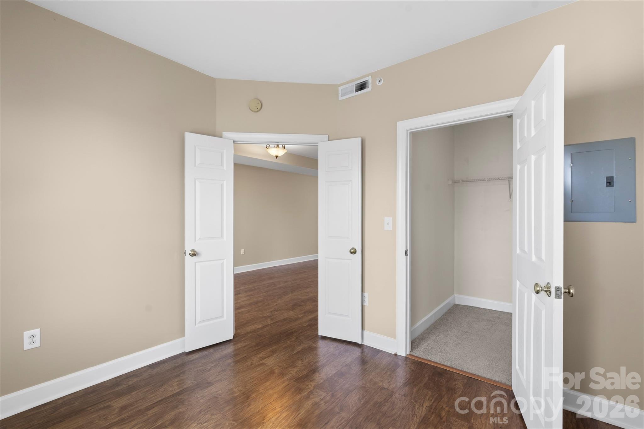 718 W Trade Street 801 Property Photo 26