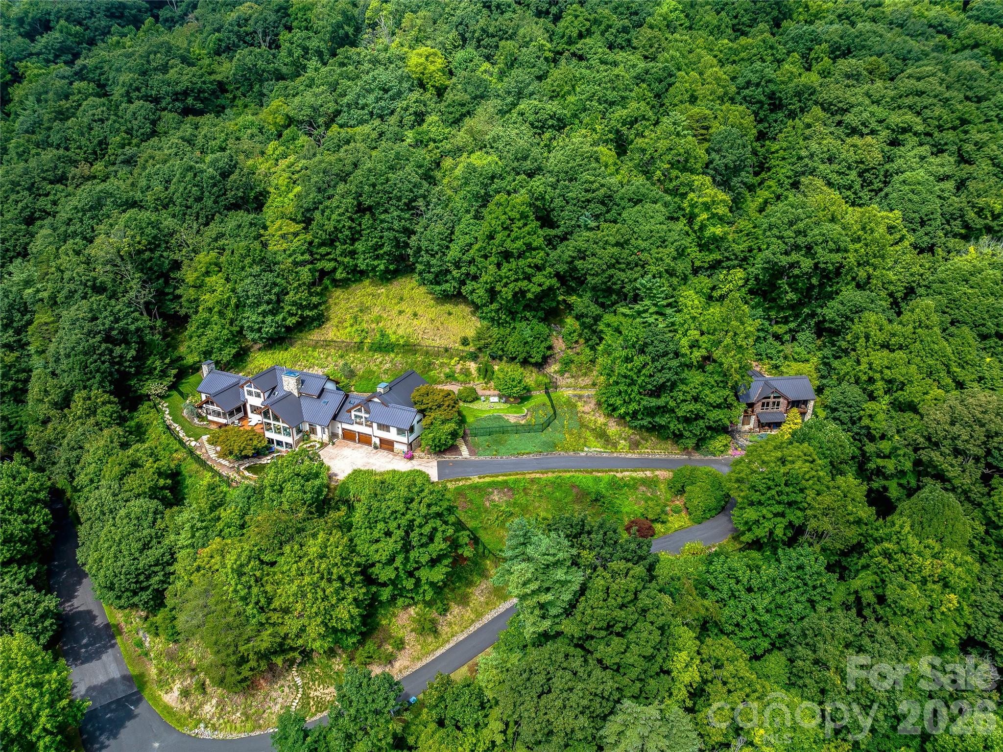 10 Beaverbrook Court Property Photo 35