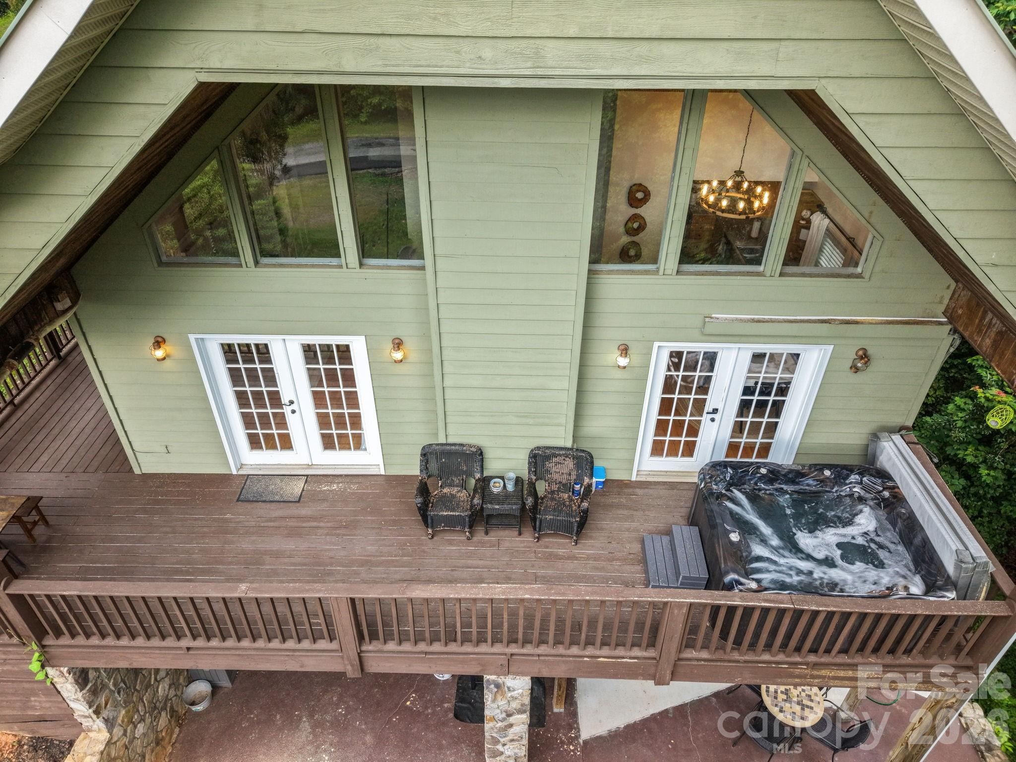 576 Grizzly Ridge Property Photo 12