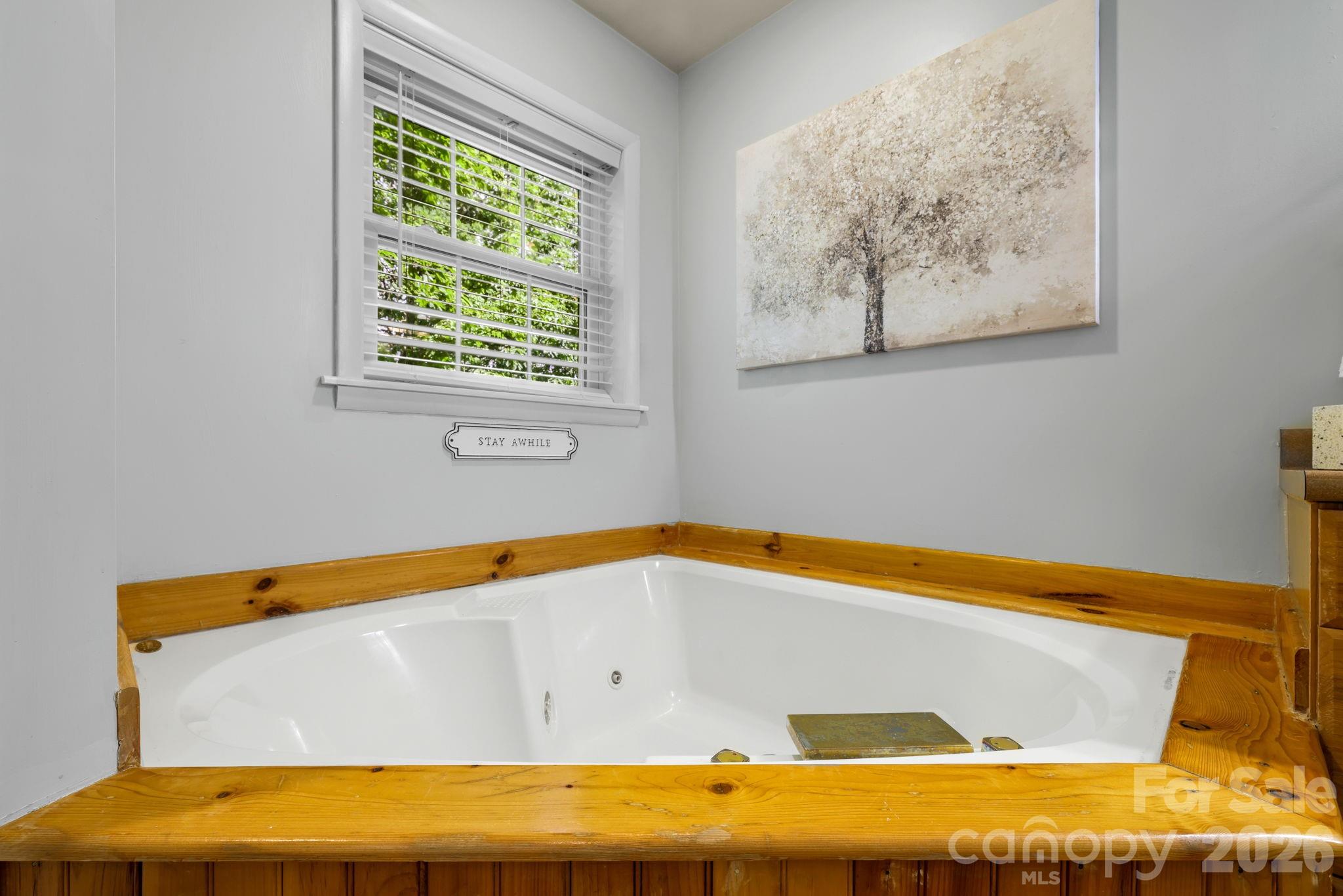 576 Grizzly Ridge Property Photo 24