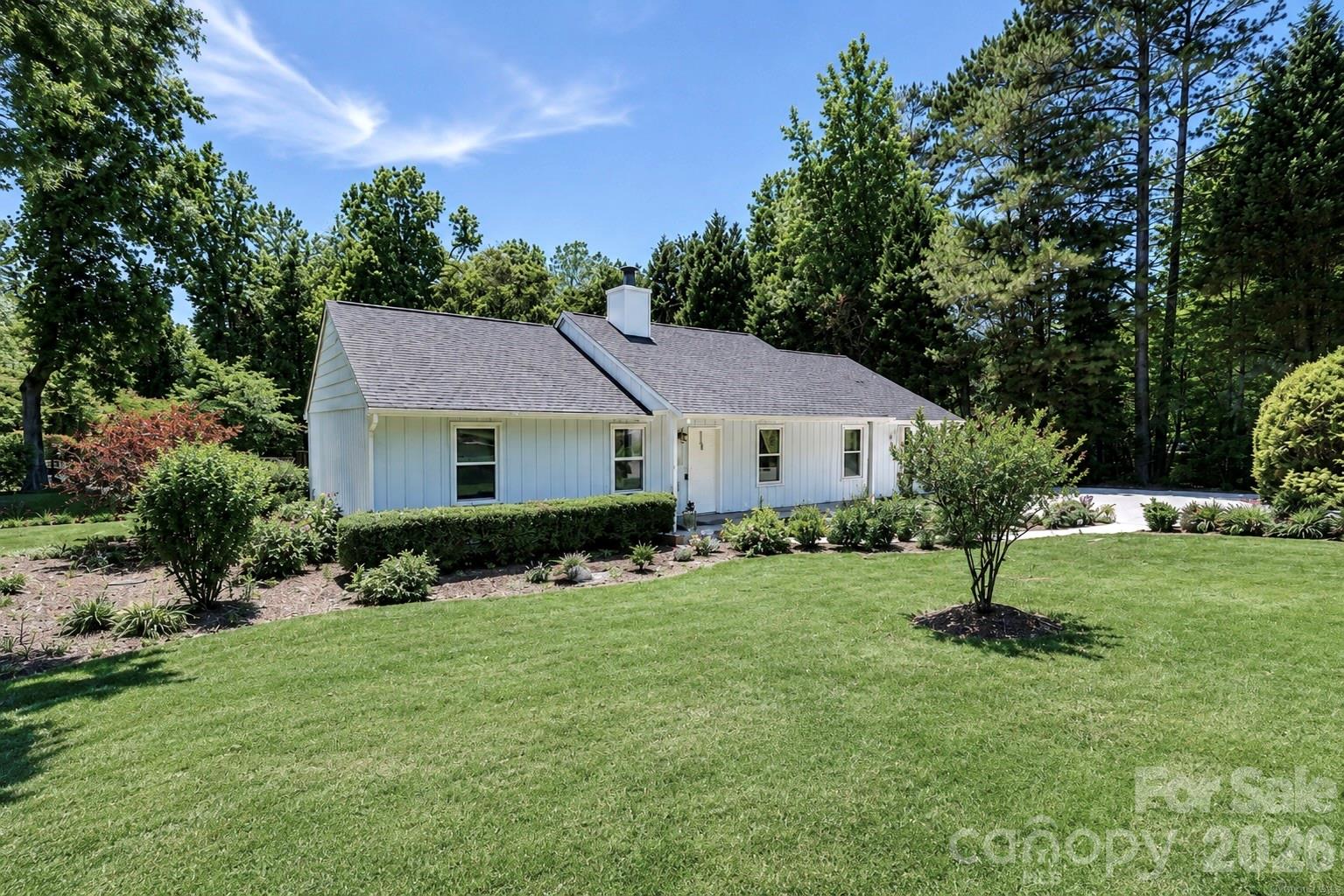 105 Lake Top Lane Property Photo 7