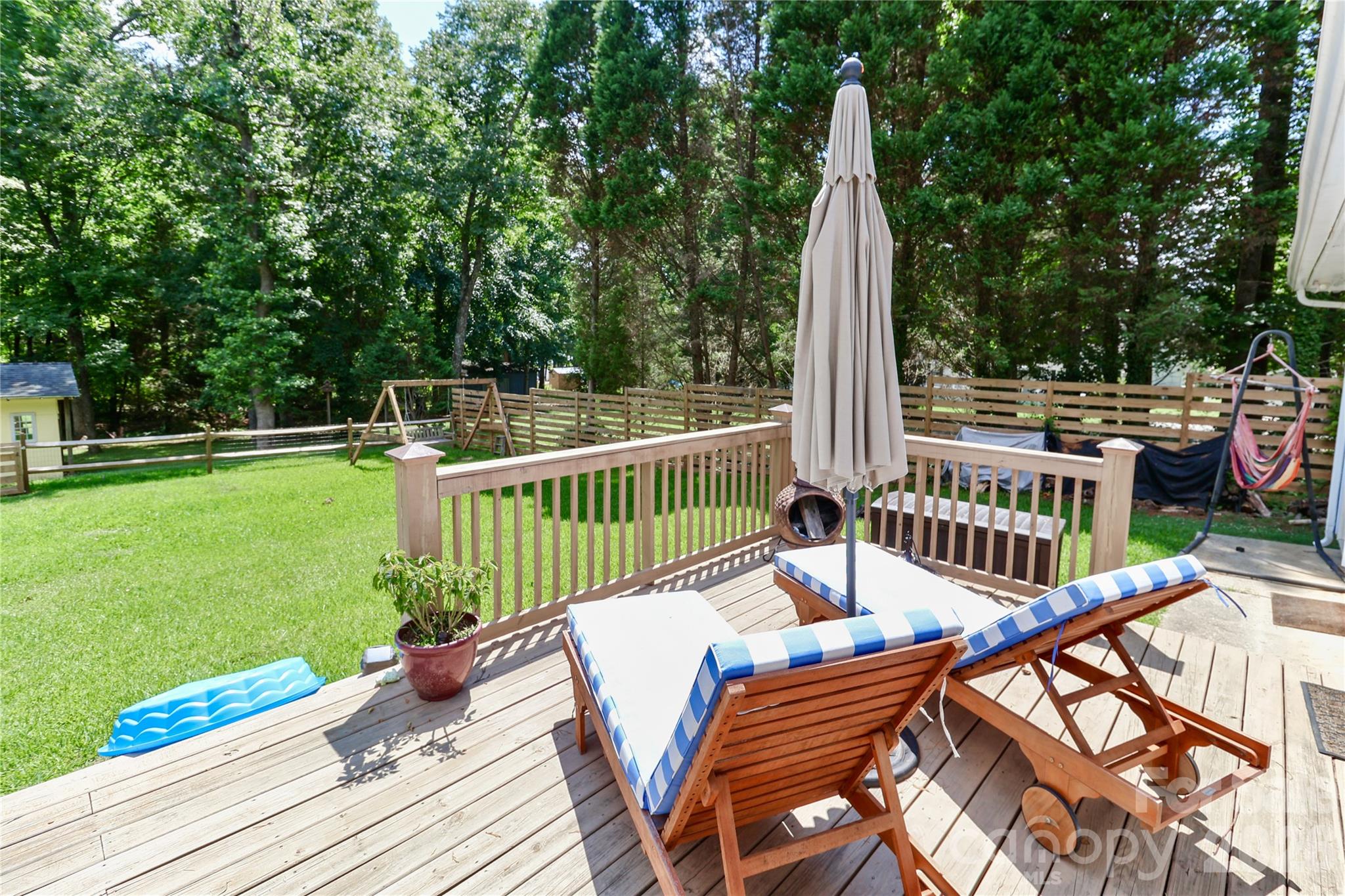 105 Lake Top Lane Property Photo 33